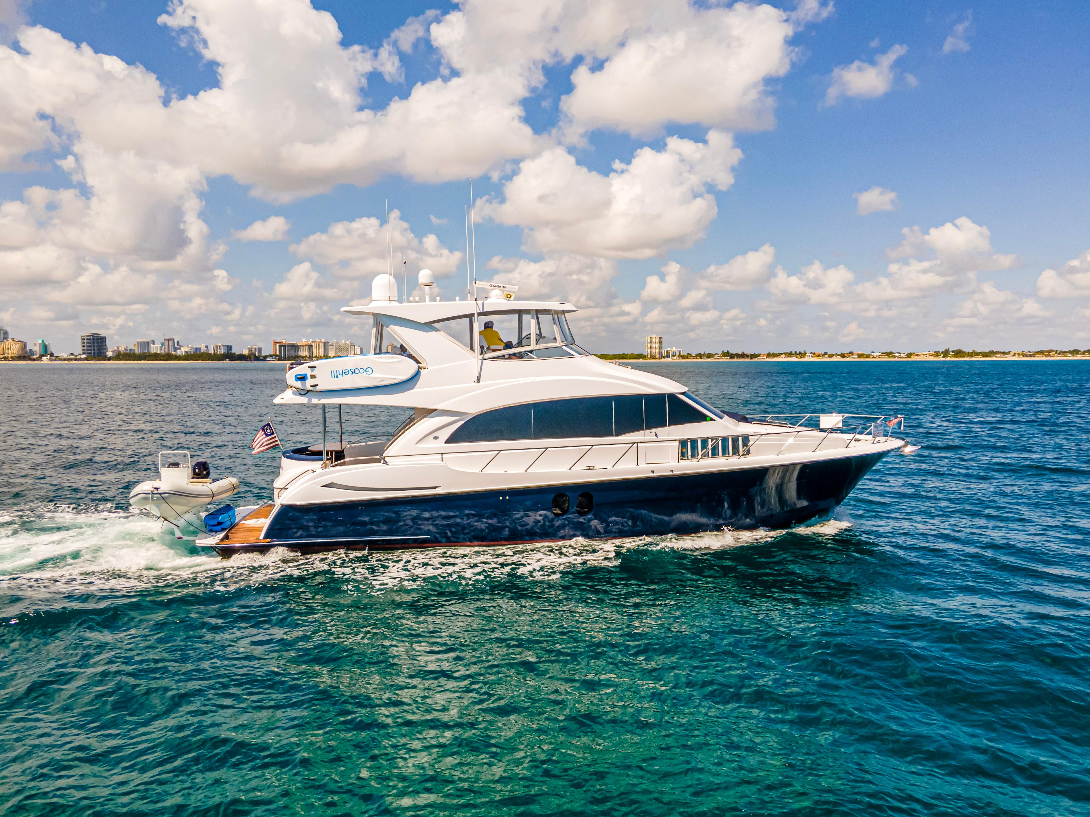 hatteras 60 motor yacht review