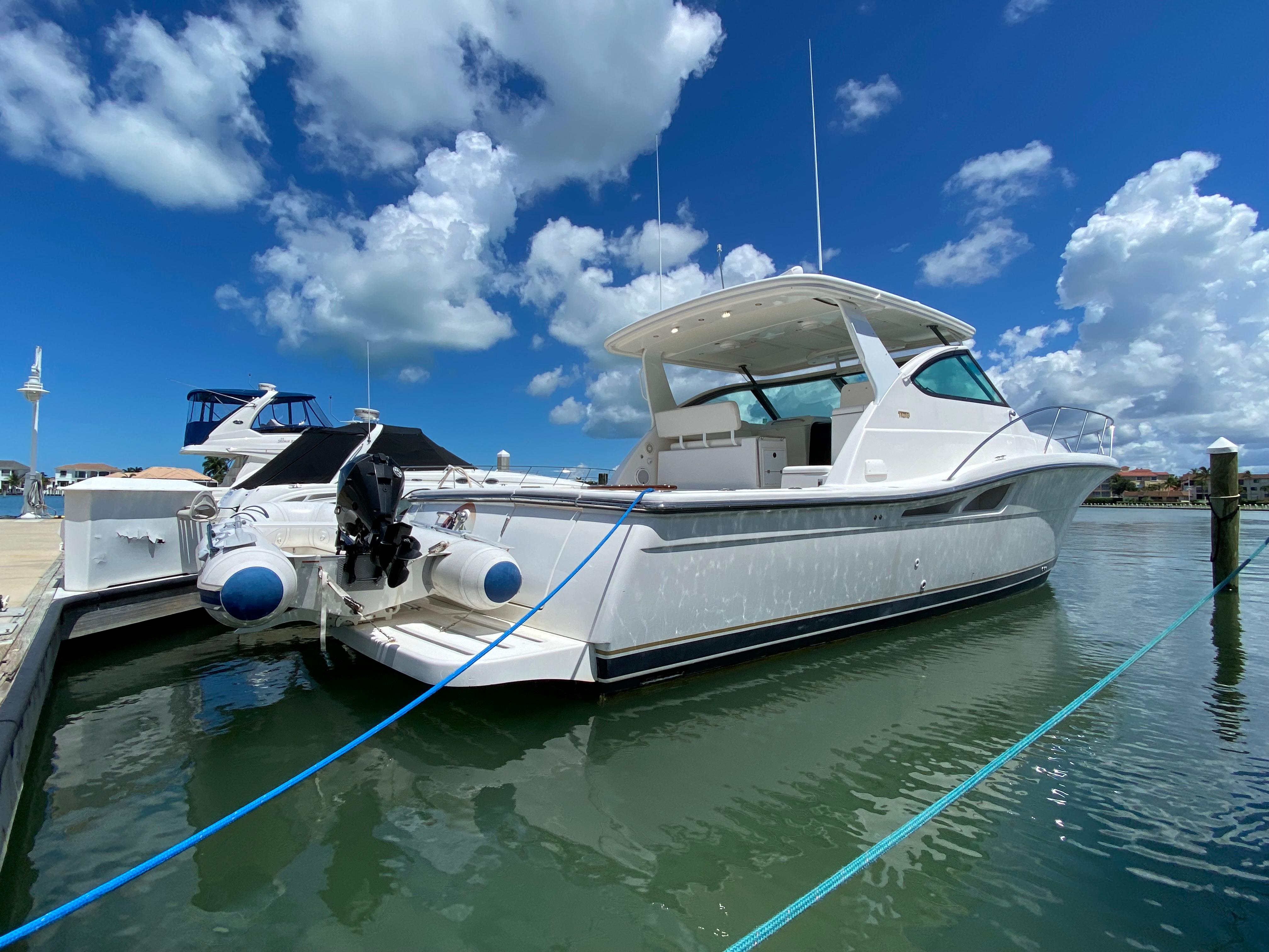 2003 Tiara Yachts 4200 Open