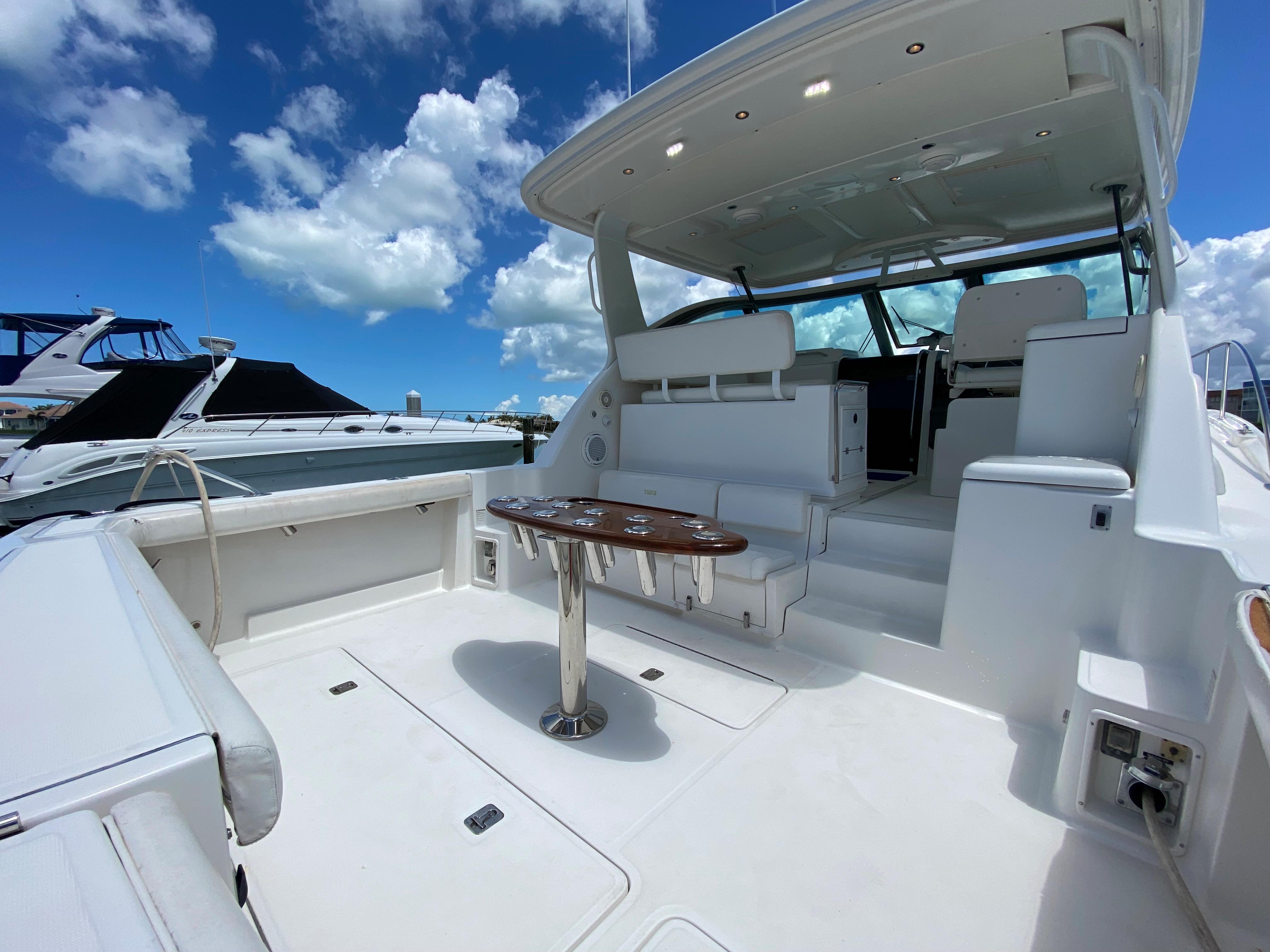 2003 Tiara Yachts 4200 Open