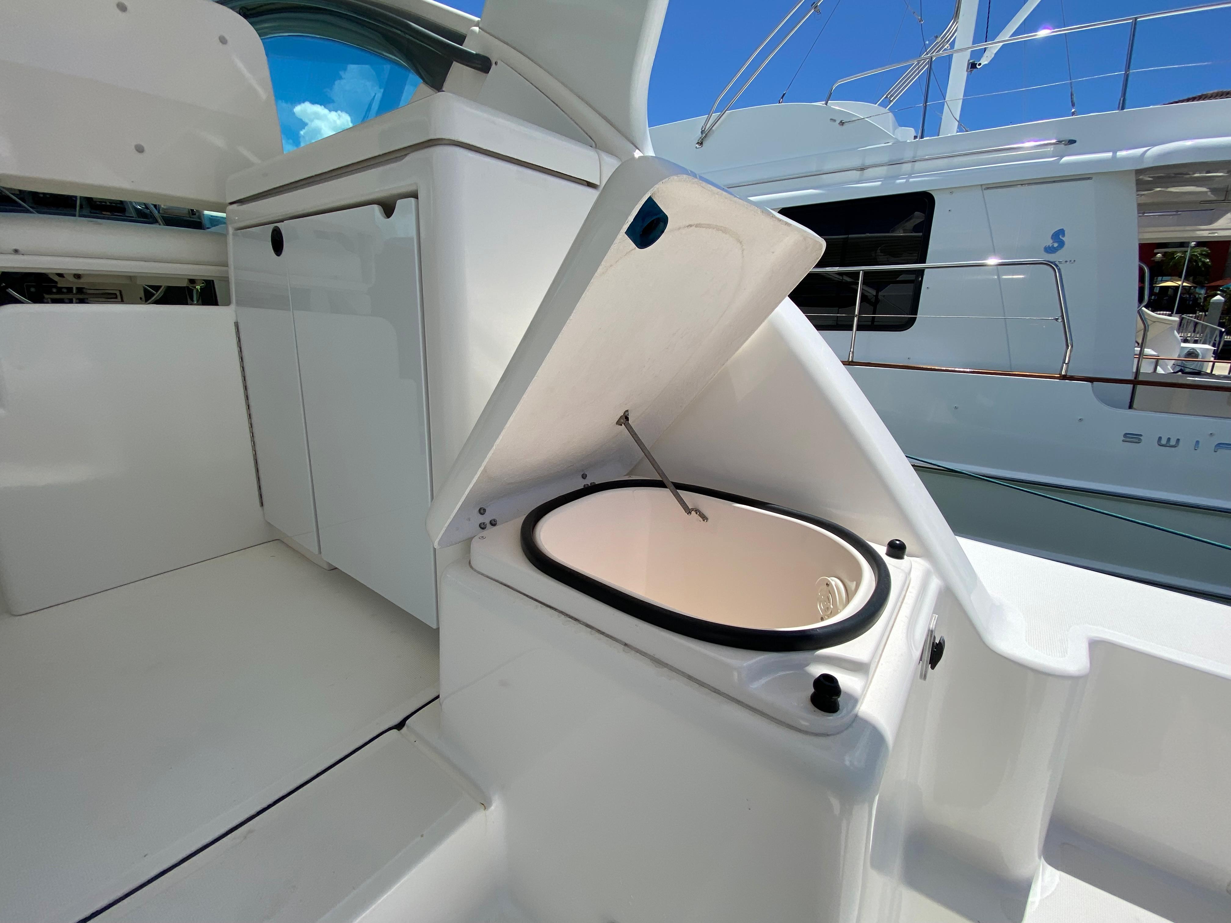 2003 Tiara Yachts 4200 Open