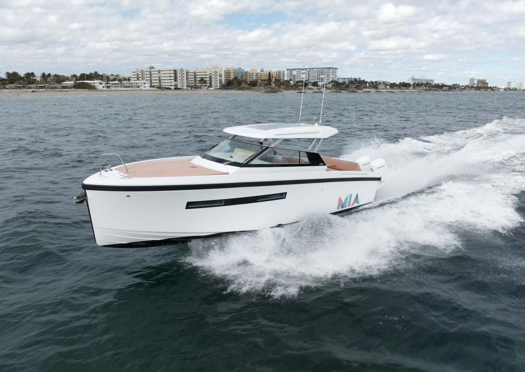 Delta Powerboats-33 Open 2024 -FL-US-9225820 | Thumbnail