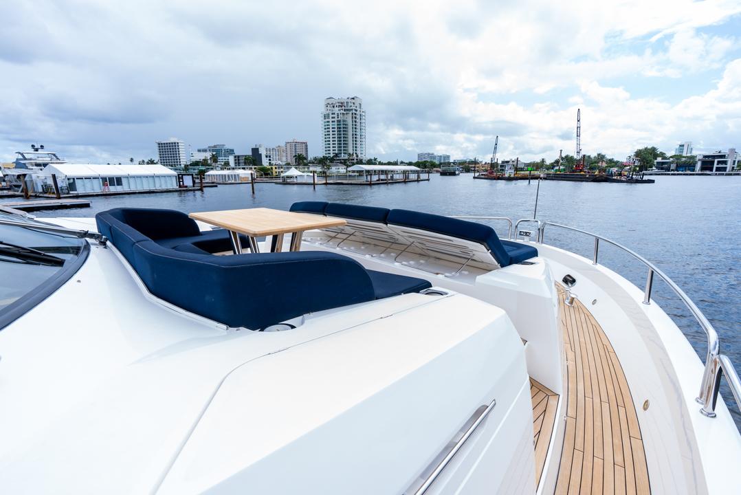 2019 Sunseeker 86 Yacht