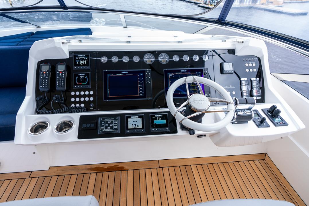 2019 Sunseeker 86 Yacht