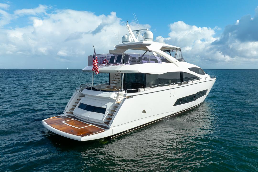 2019 Sunseeker 86 Yacht