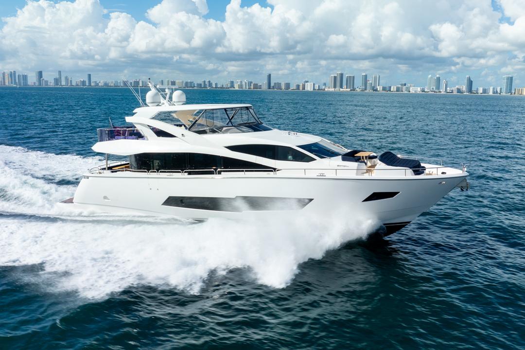 2019 Sunseeker 86 Yacht