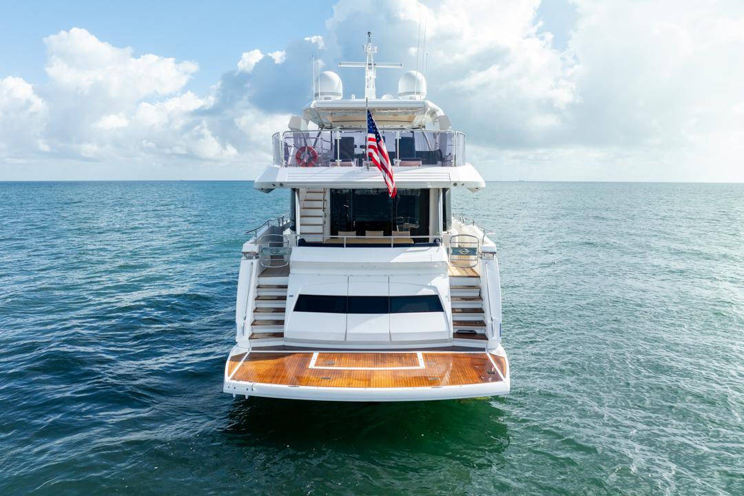 2019 Sunseeker 86 Yacht