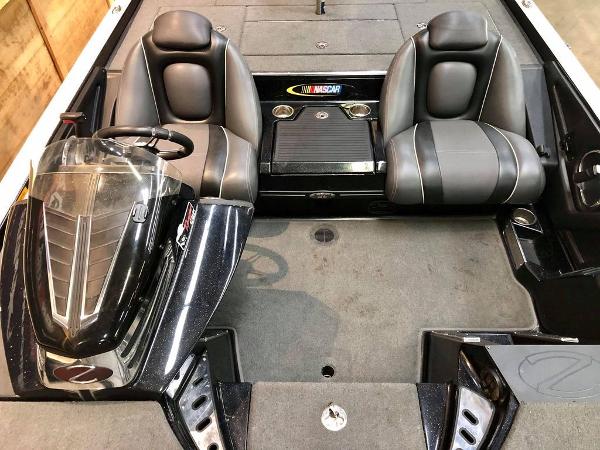 2015 Ranger Boats boat for sale, model of the boat is Z521C & Image # 9 of 18