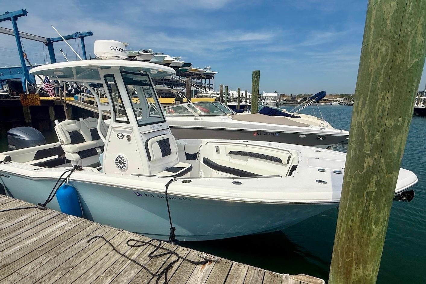 Knot 10 Yacht Sales Knot 10 Yacht Sales