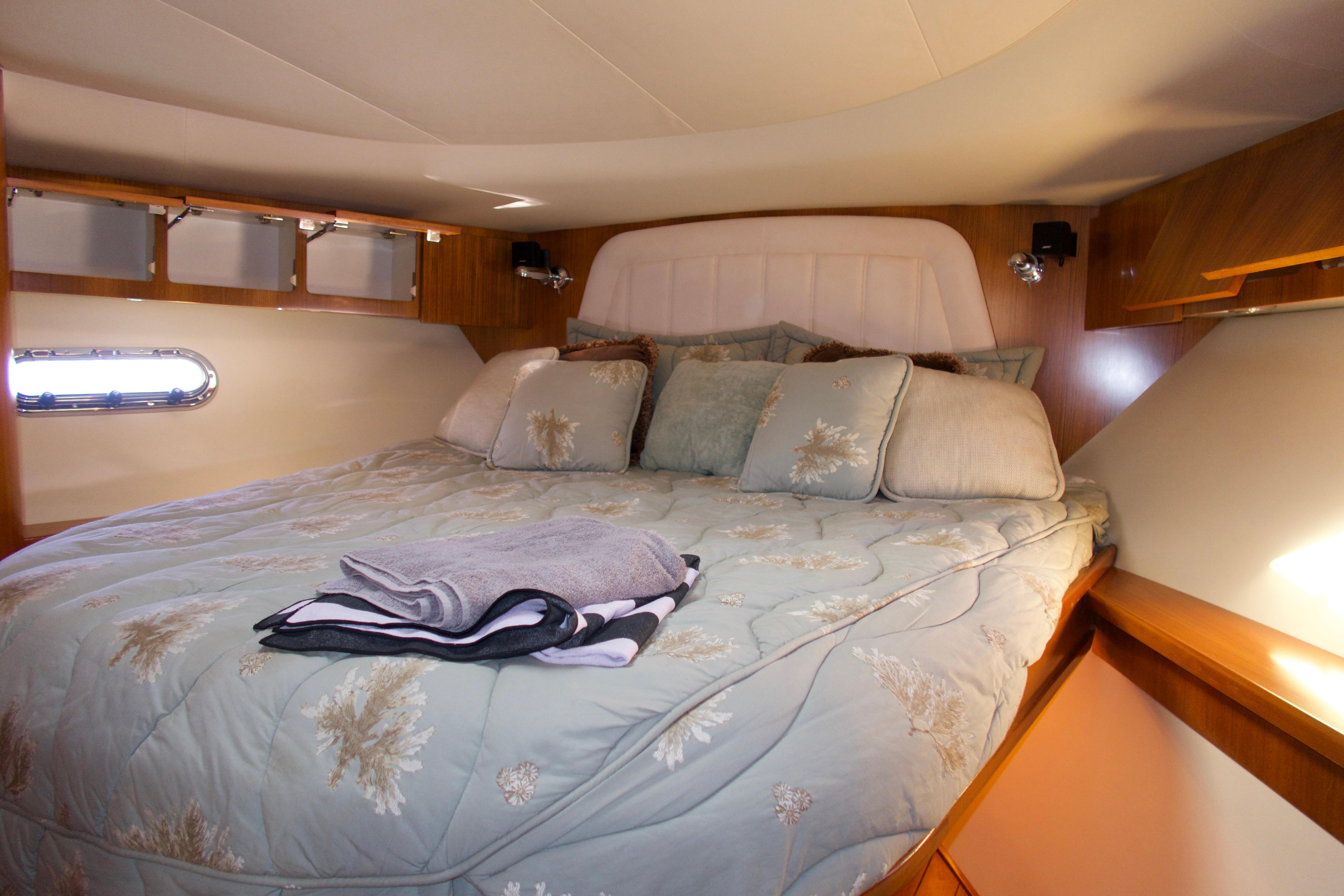 Tiara Yachts - 50North