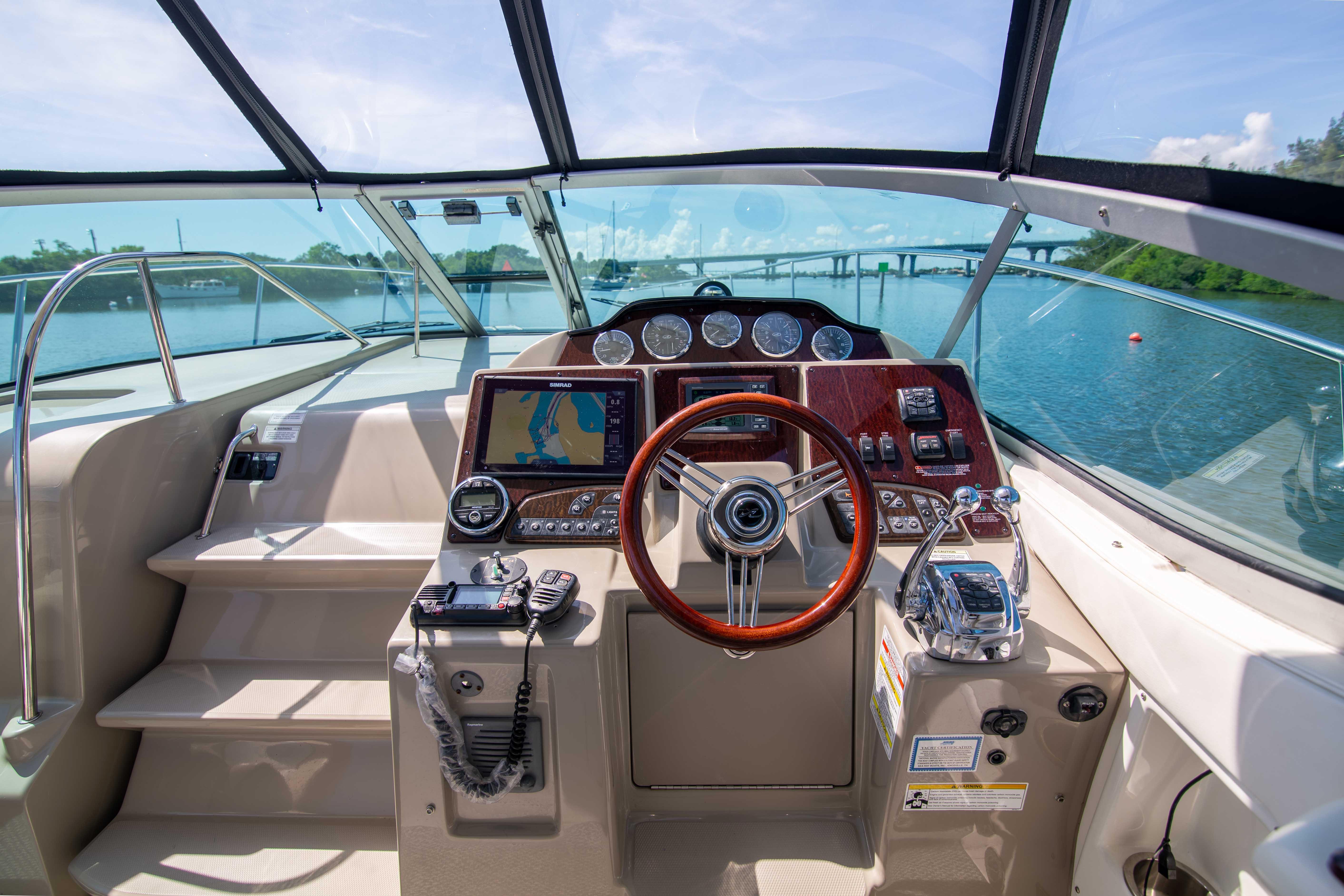 Sea Ray 350 - Bella's Joy - Helm Deck