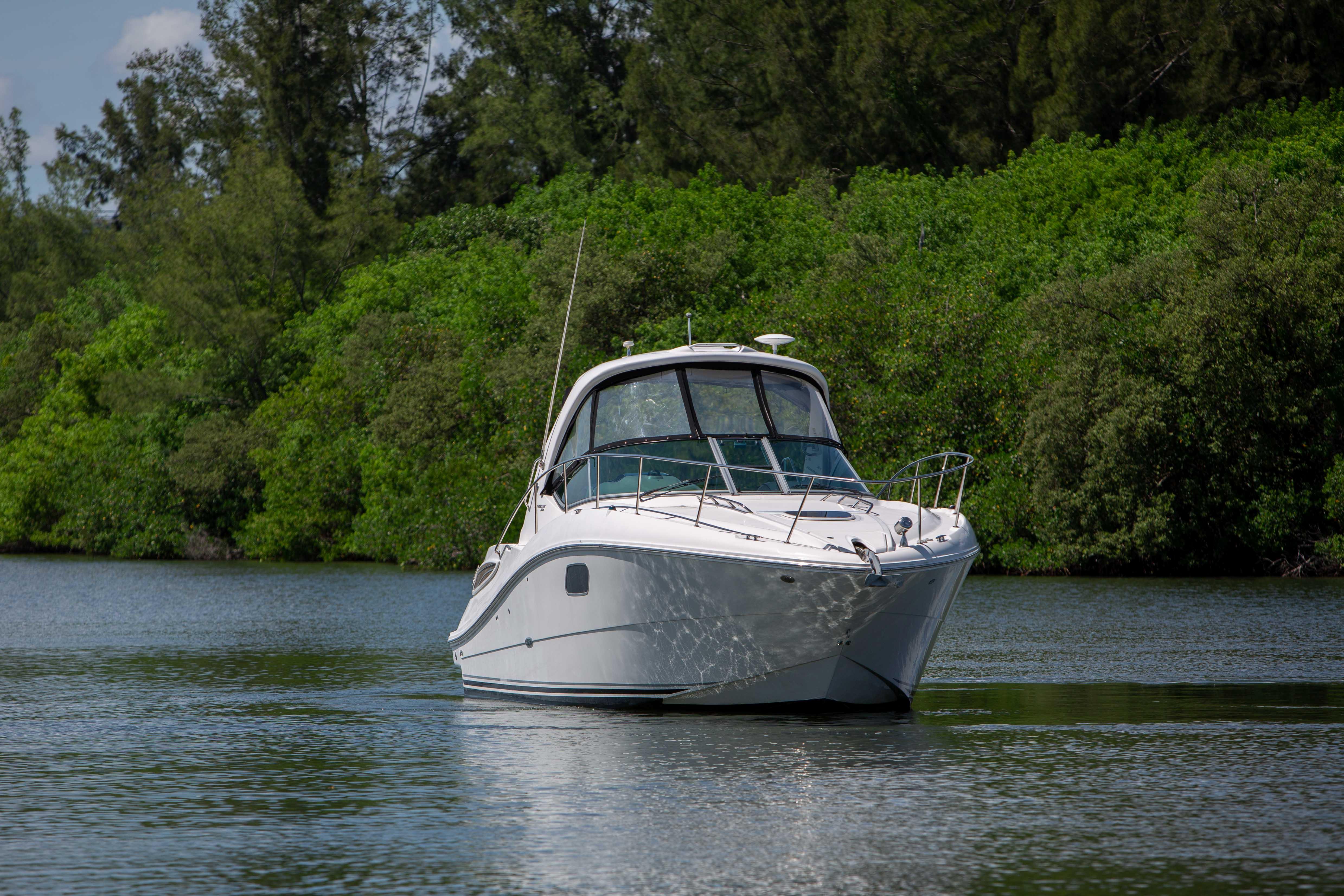 Sea Ray 350 - Bella's Joy - Profile