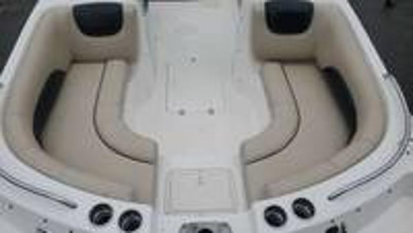 2015 Hurricane boat for sale, model of the boat is 187 SUNDECK & Image # 10 of 16