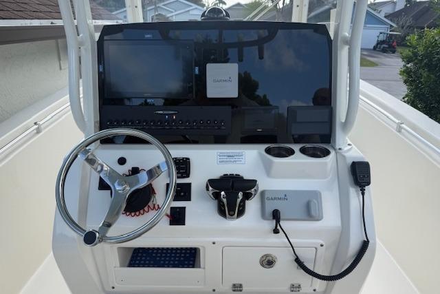 Knot 10 Yacht Sales Knot 10 Yacht Sales