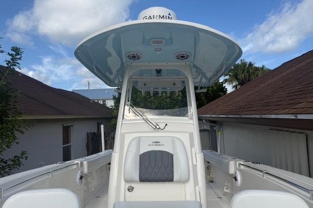 Knot 10 Yacht Sales Knot 10 Yacht Sales