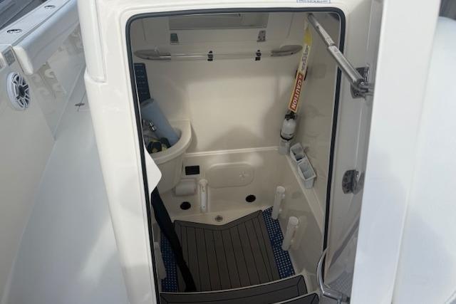 Knot 10 Yacht Sales Knot 10 Yacht Sales