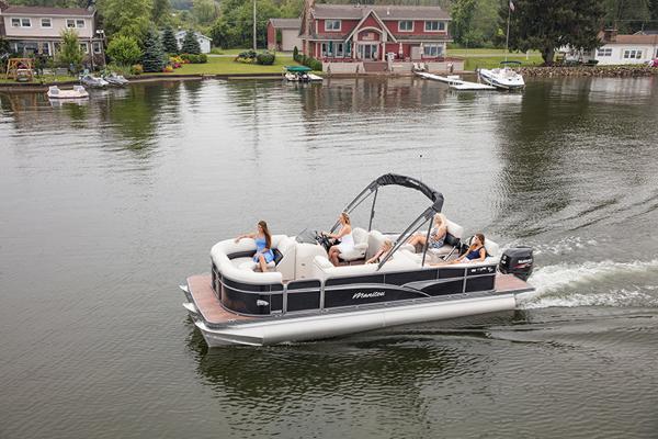 2021 Manitou boat for sale, model of the boat is 25 Oasis SR SHP 373 & Image # 1 of 2