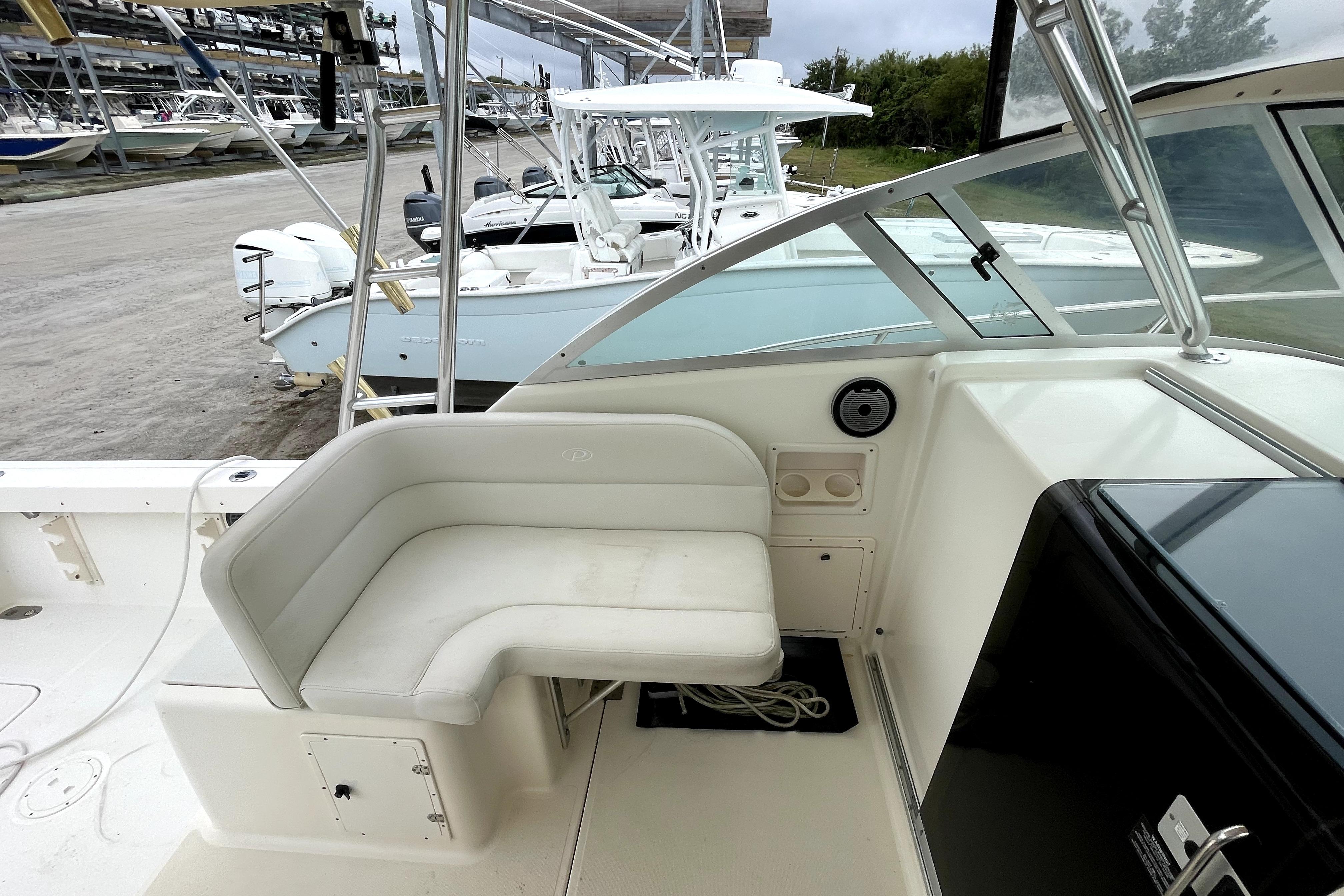 Boat image 10