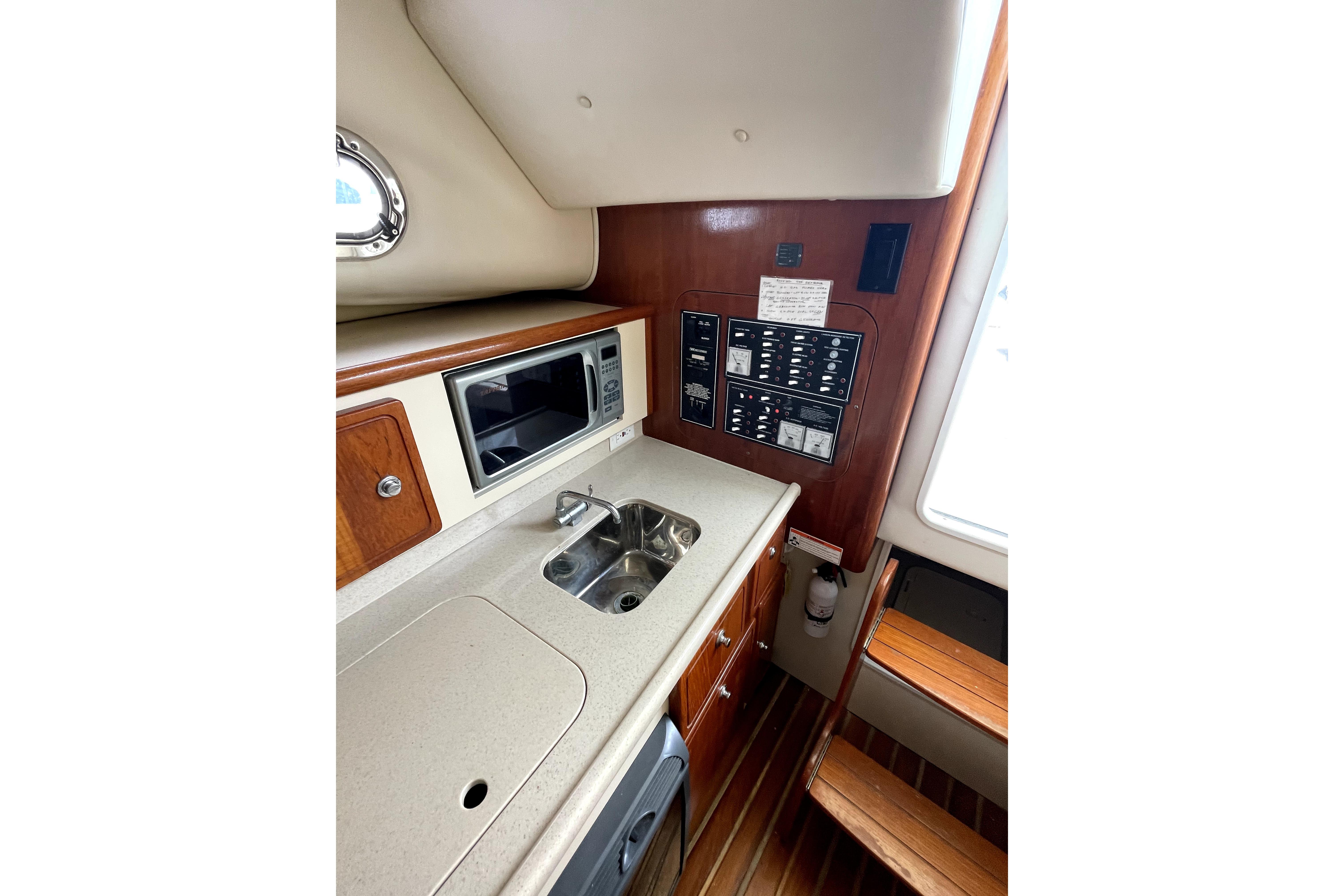 Boat image 14