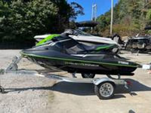 2018 Yamaha boat for sale, model of the boat is EX Deluxe & Image # 5 of 12