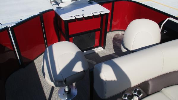 2021 Bentley boat for sale, model of the boat is 243 Fish-N-Cruise & Image # 16 of 59