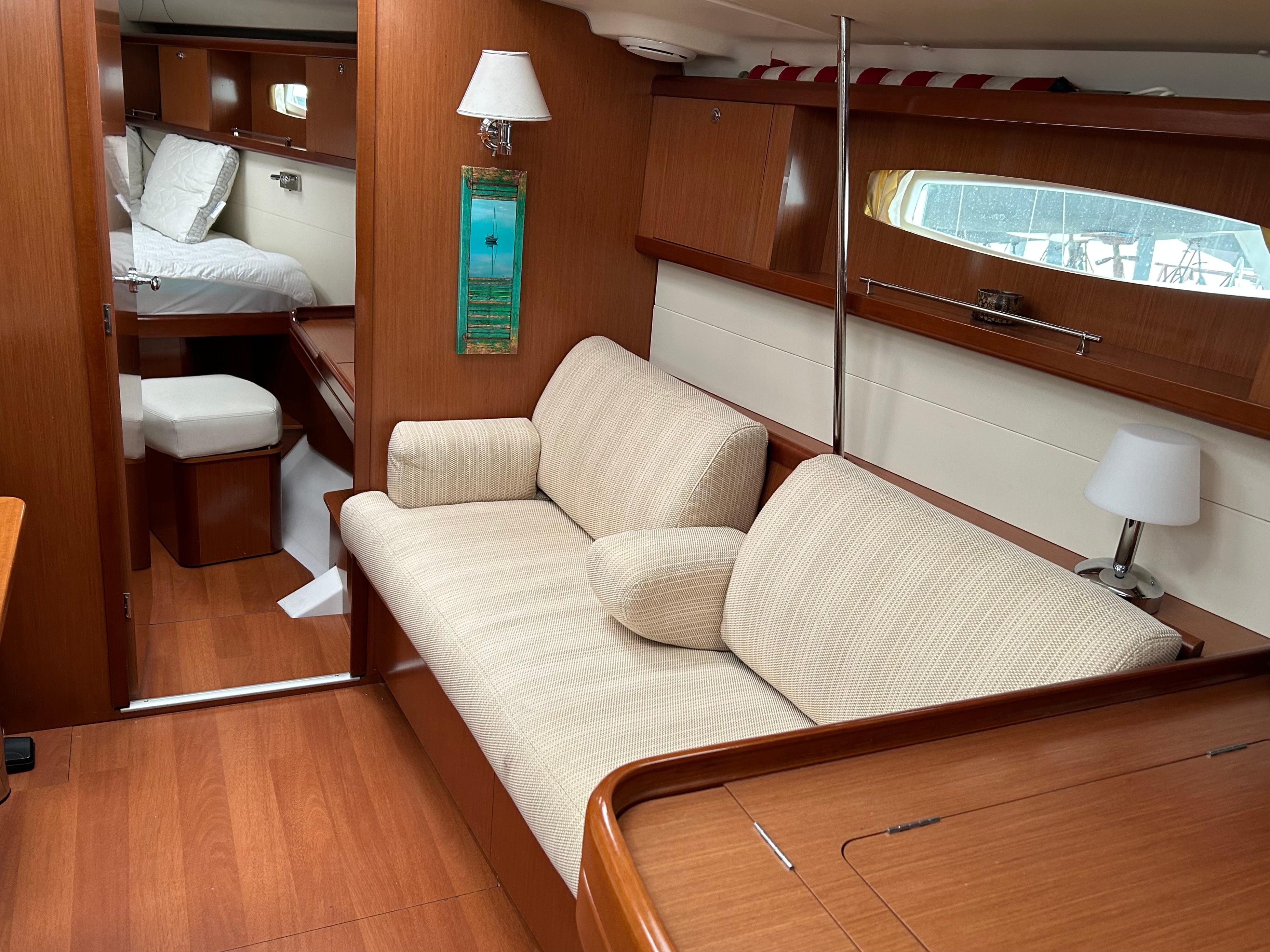 Yacht Photos Pics