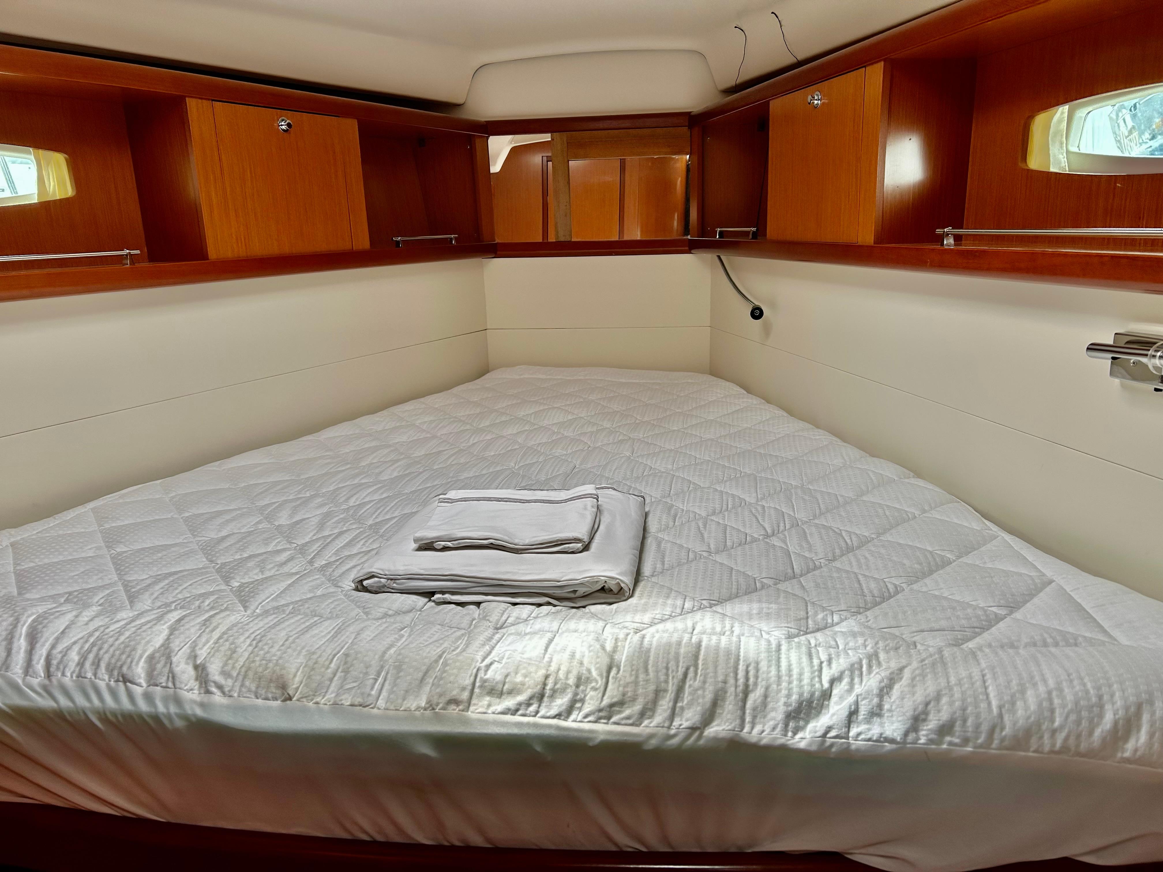 Yacht Photos Pics