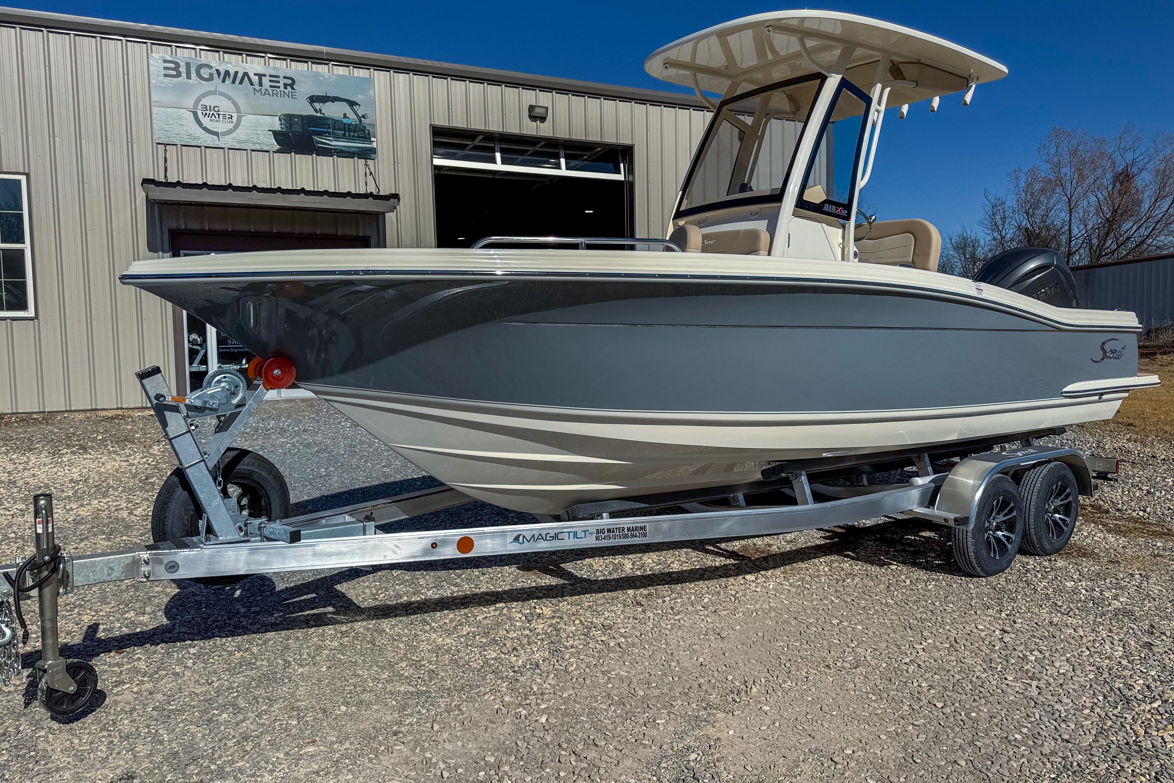 2026 Scout 215 XSF / Yamaha 200