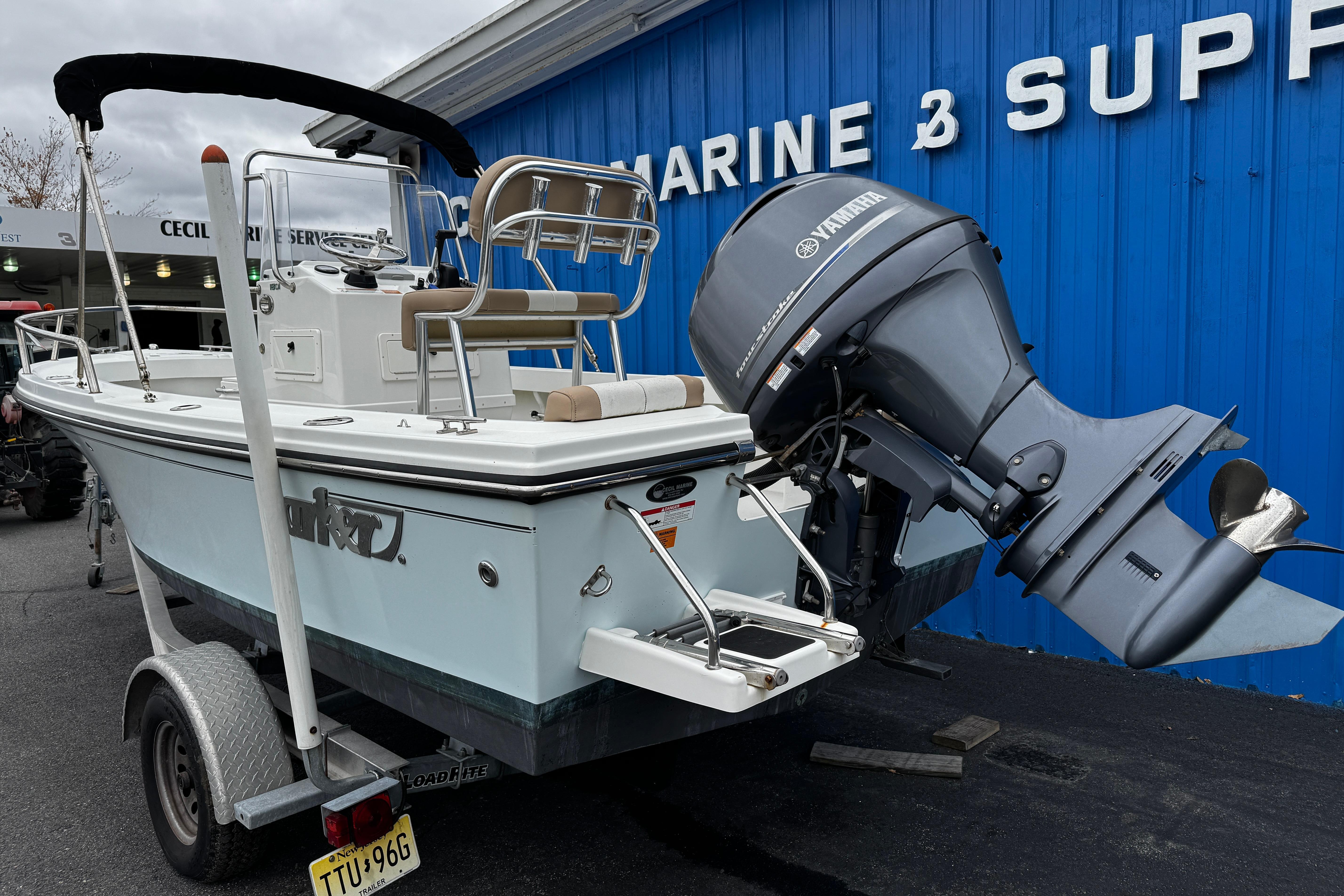 2017-parker-1801-center-console-power-10005861-20251106180723133-3