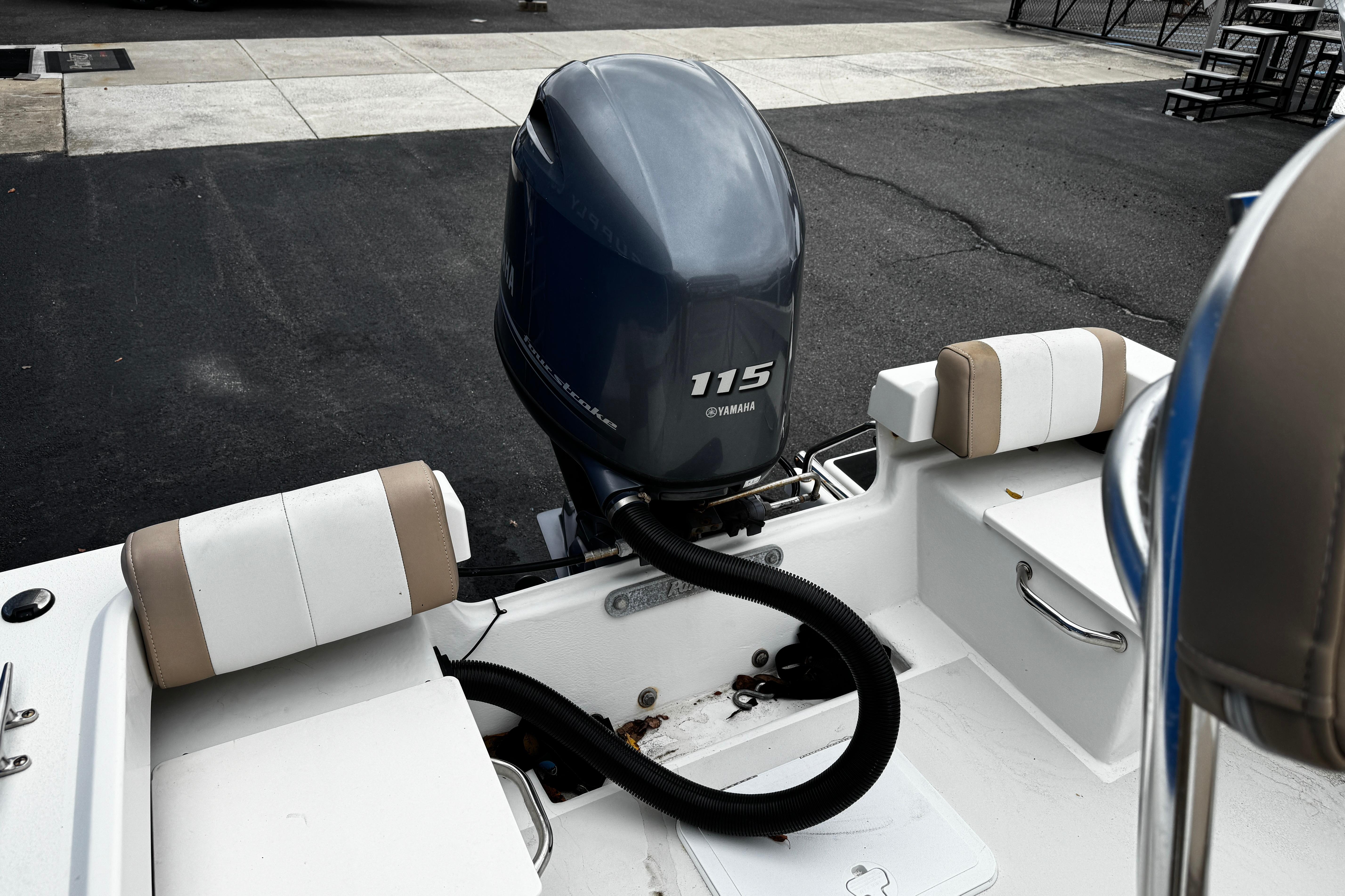 2017-parker-1801-center-console-power-10005861-20251106180726279-1