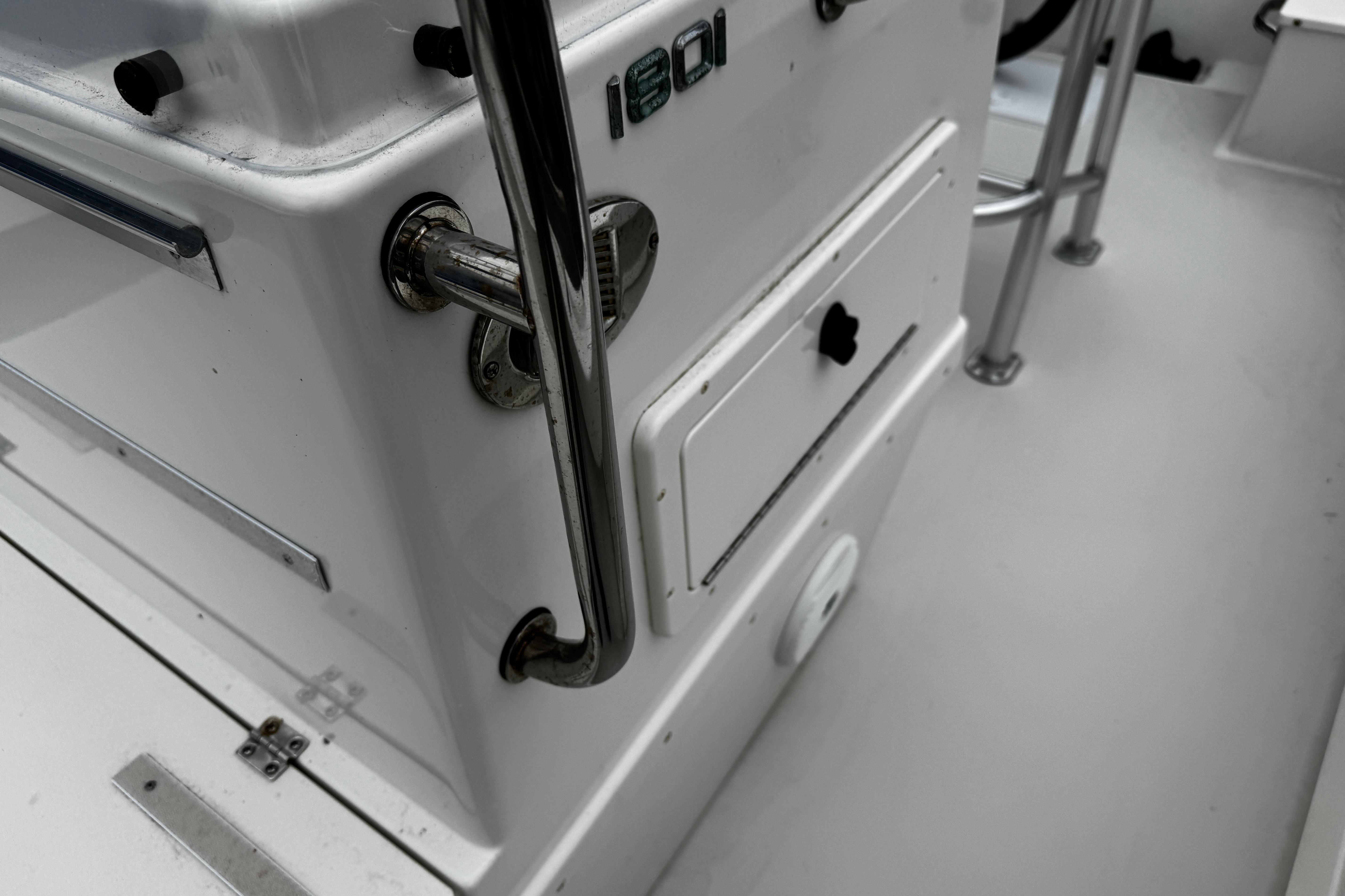 2017-parker-1801-center-console-power-10005861-20251106180735729-1