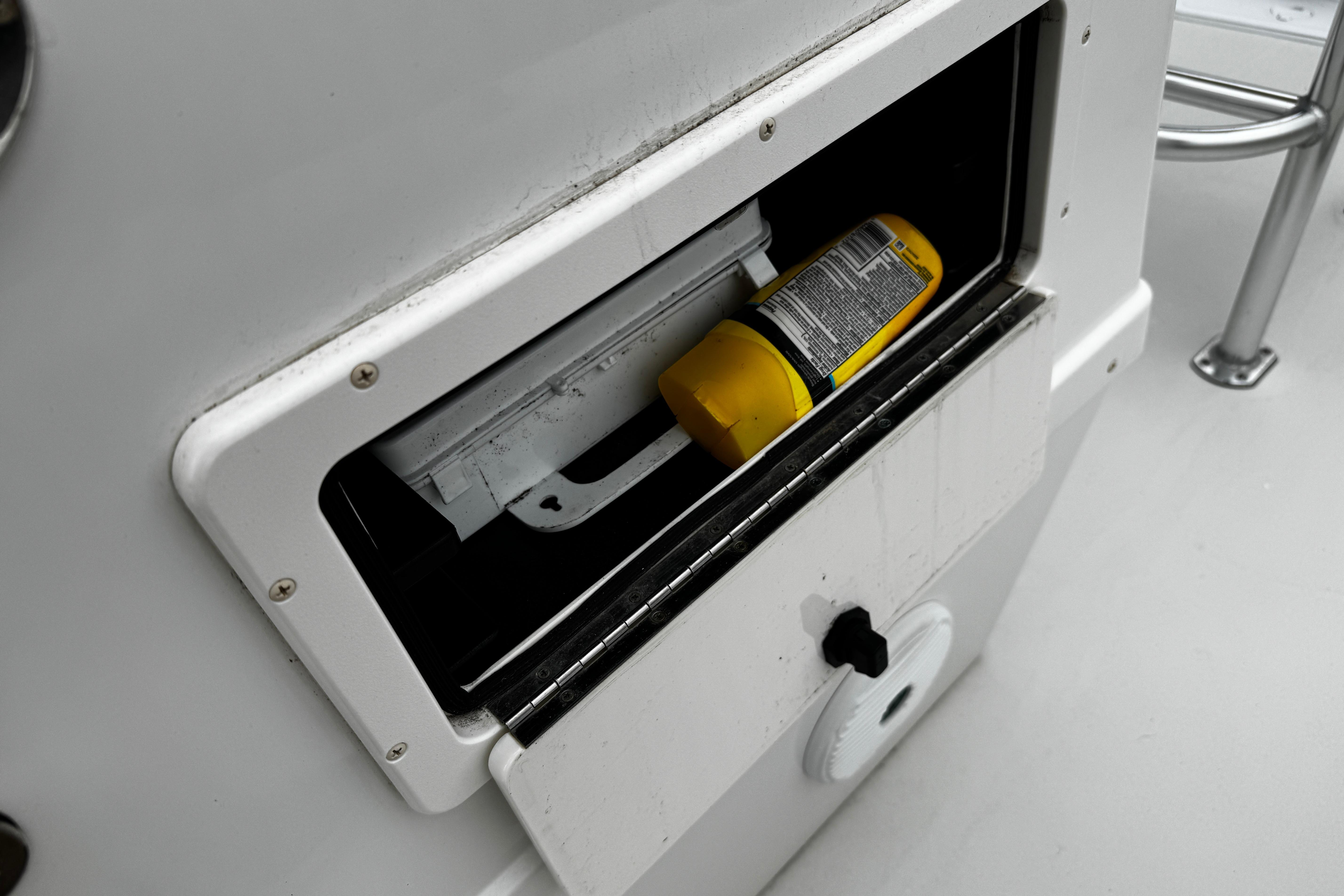 2017-parker-1801-center-console-power-10005861-20251106180736629-2