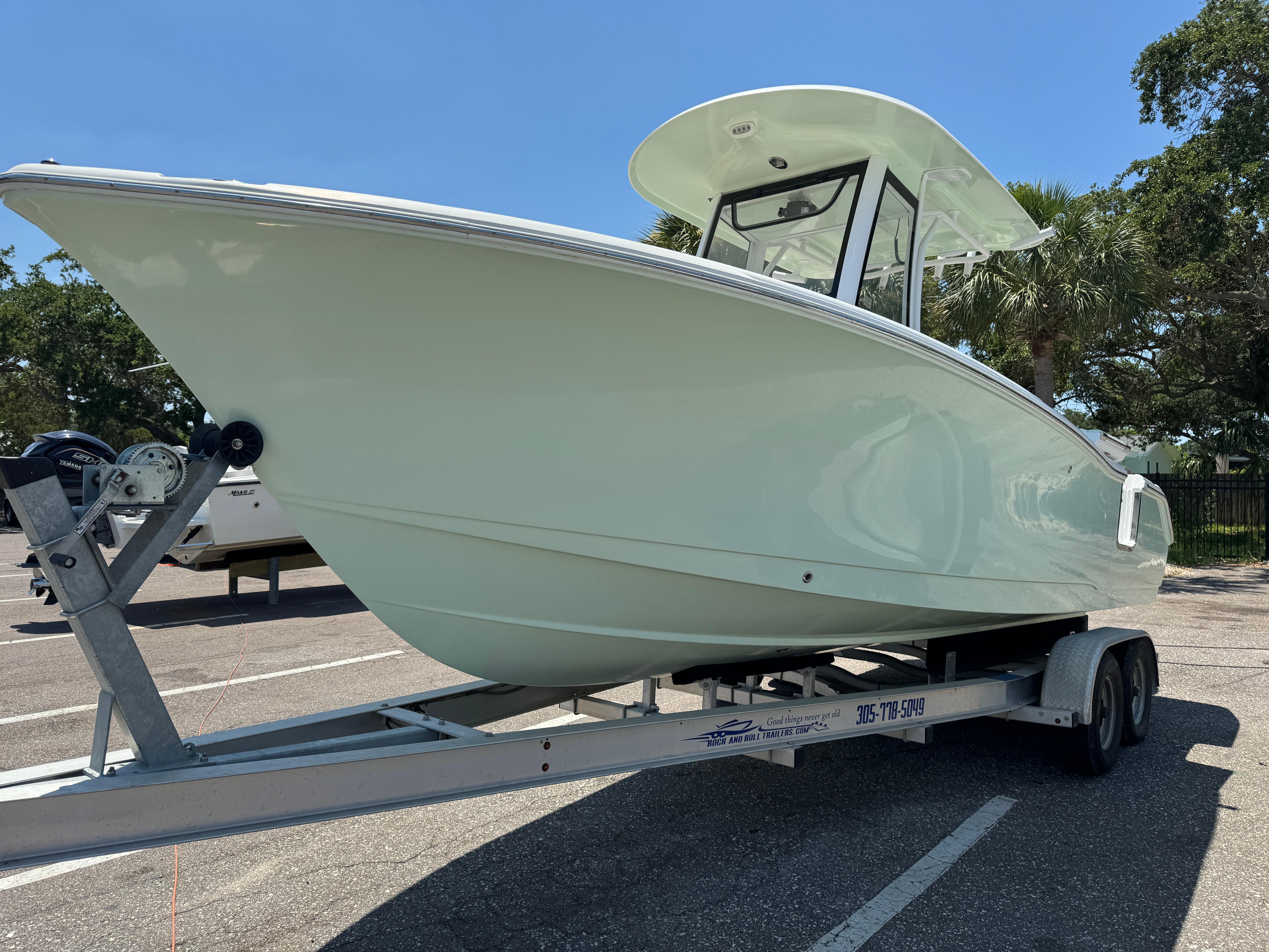 2019-sea-hunt-ultra-255-se-power-9805862-978947202-0-220520251040-8