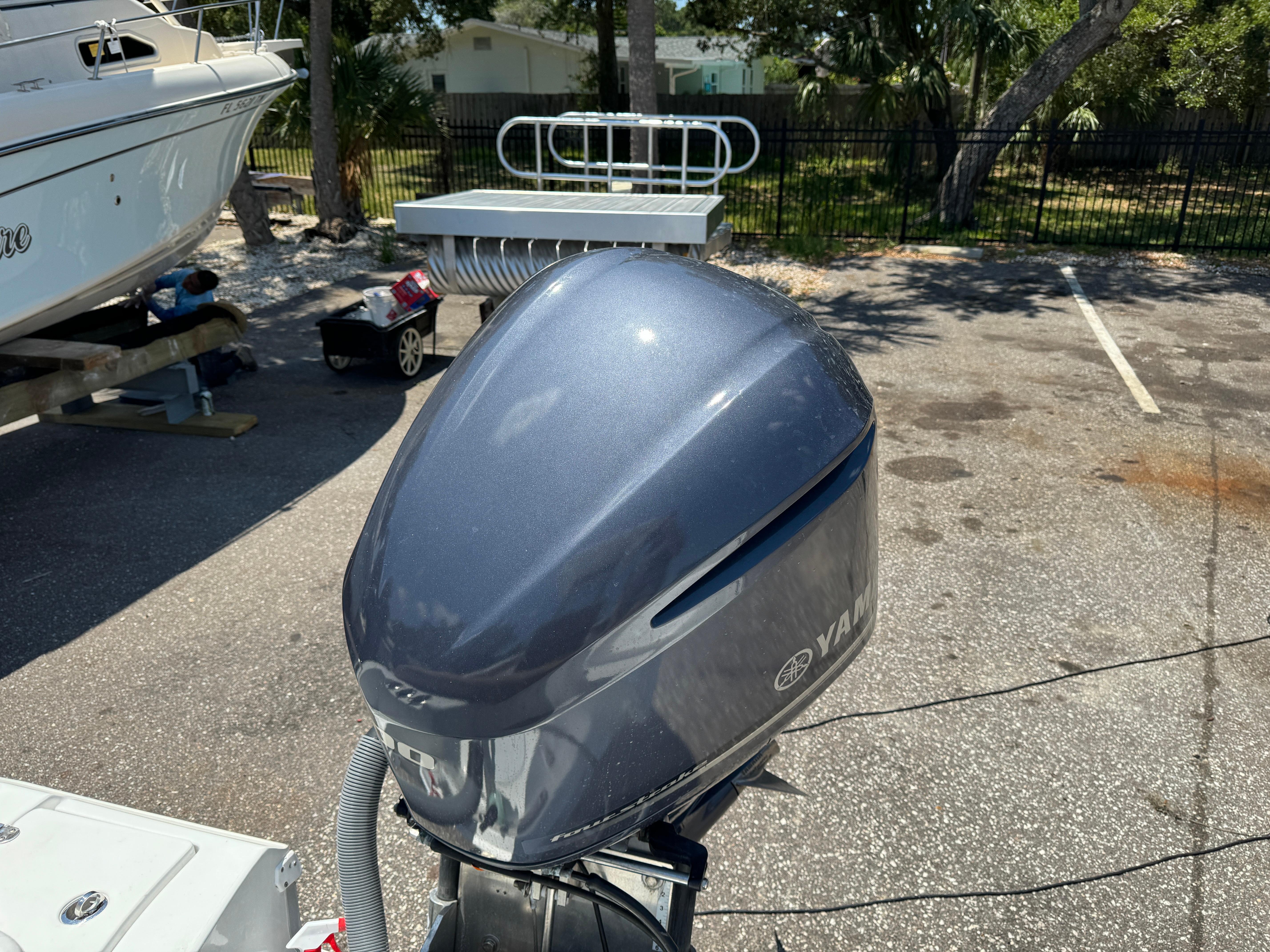2019-sea-hunt-ultra-255-se-power-9805862-978947204-0-220520251040-10
