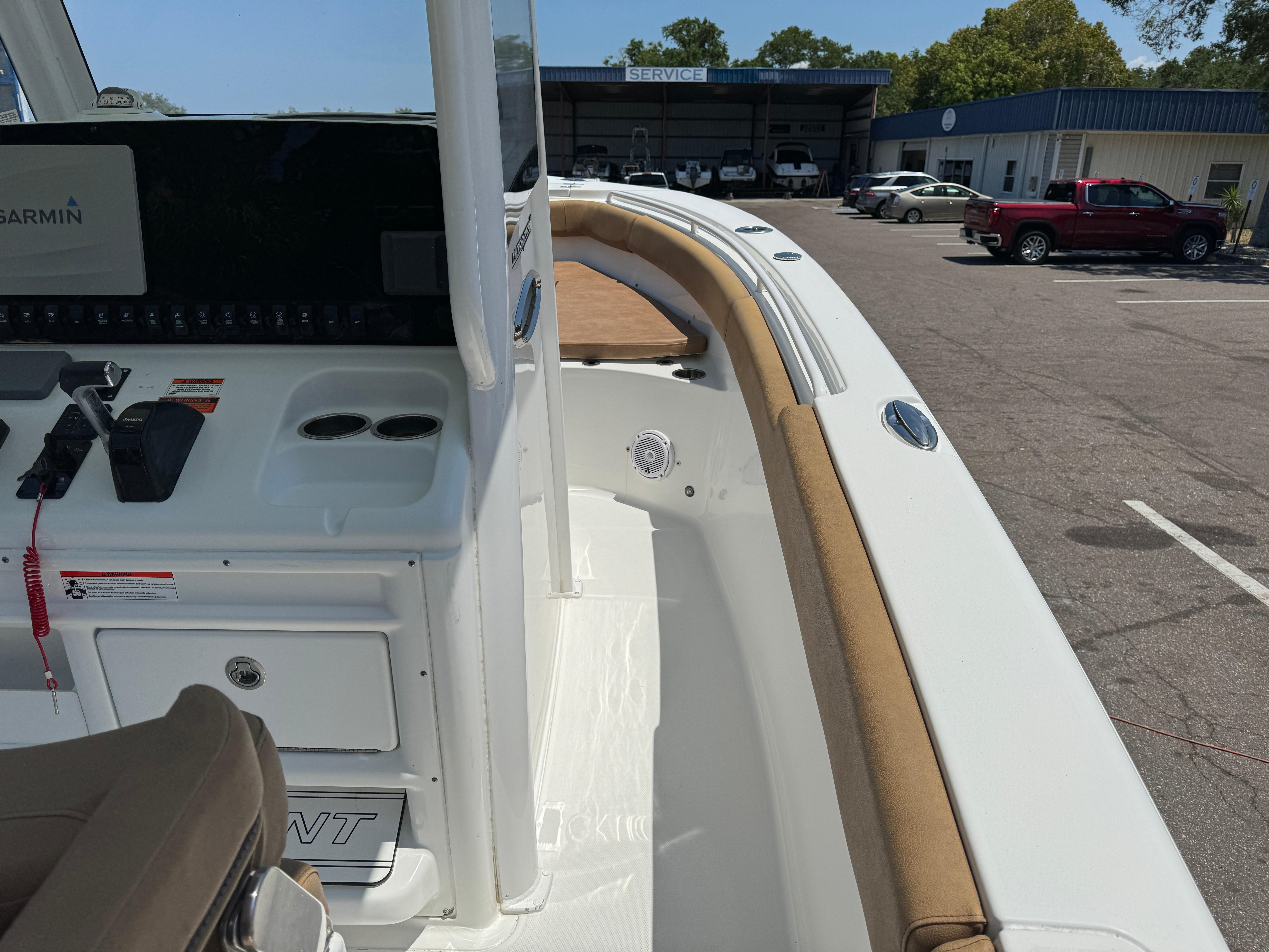 2019-sea-hunt-ultra-255-se-power-9805862-978947211-0-220520251041-17