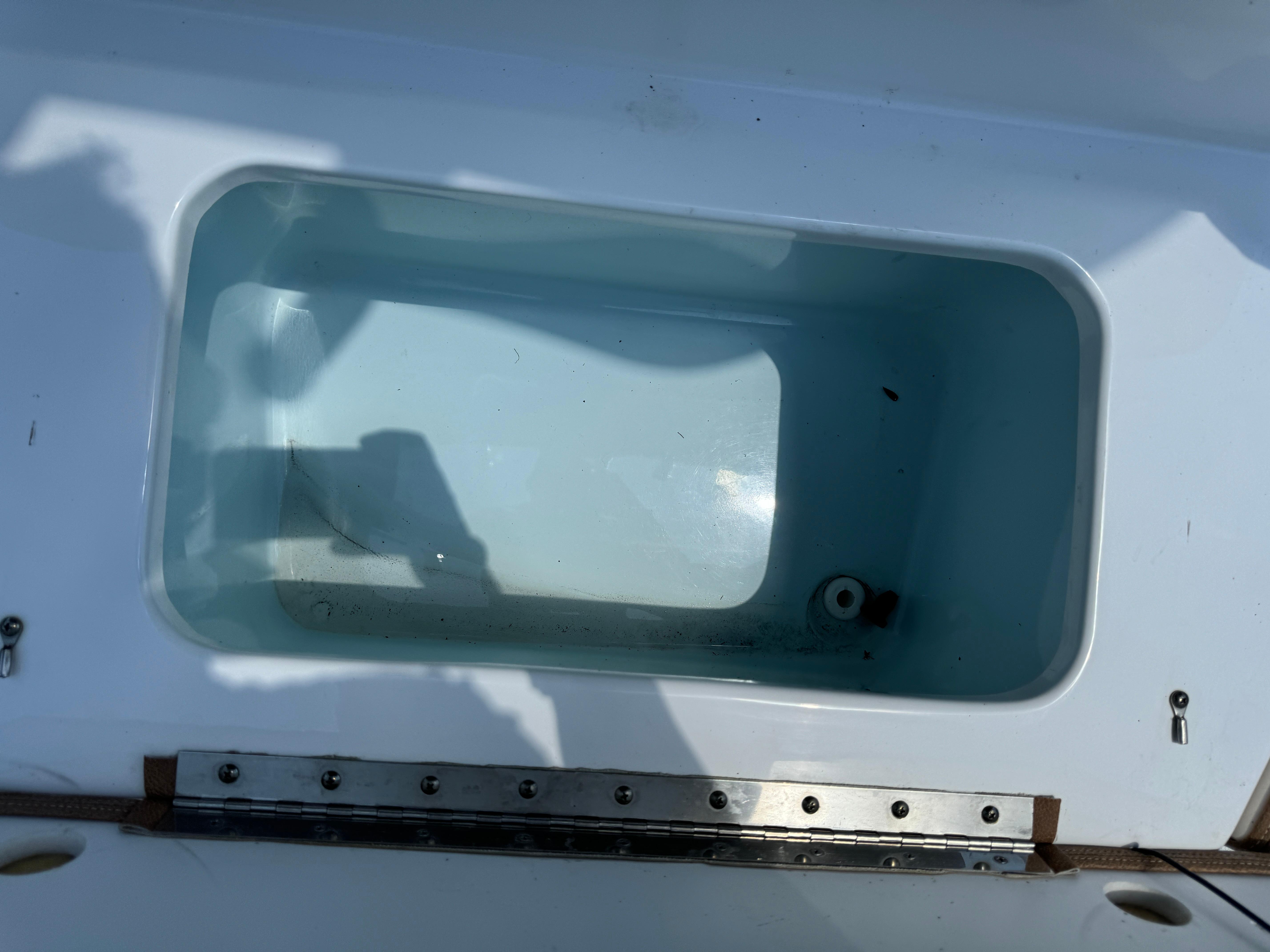 2019-sea-hunt-ultra-255-se-power-9805862-978947225-0-220520251042-31