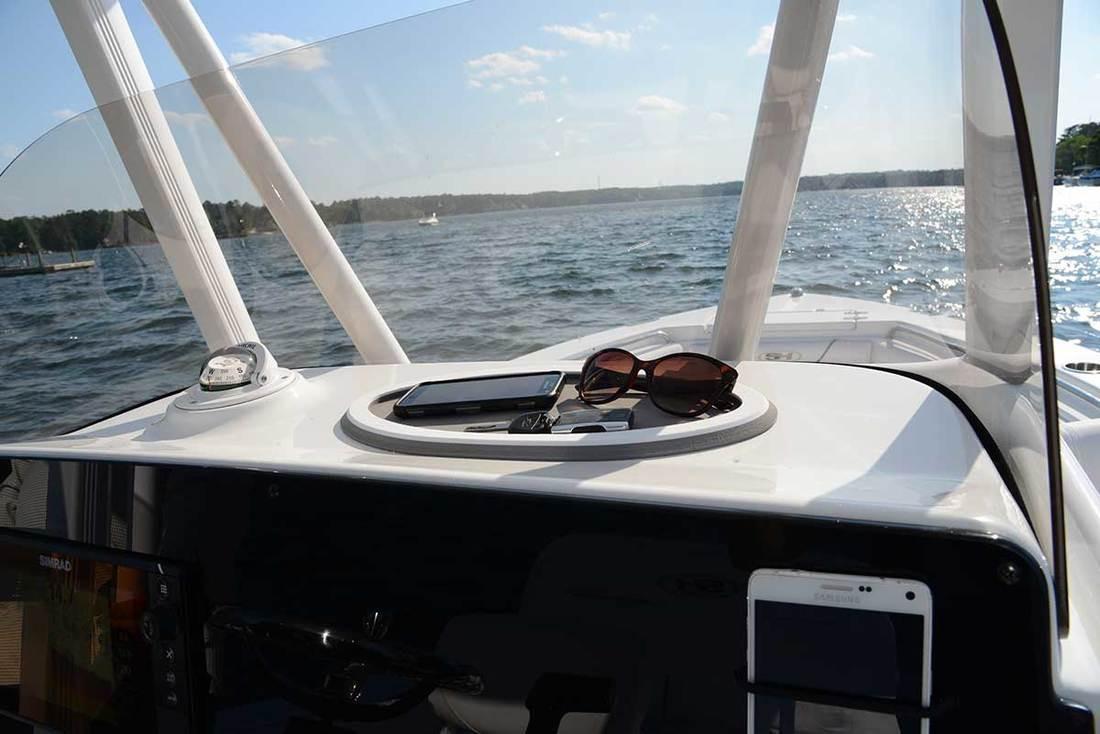2019-sea-hunt-ultra-255-se-power-9805862-978947237-0-220520251043-43