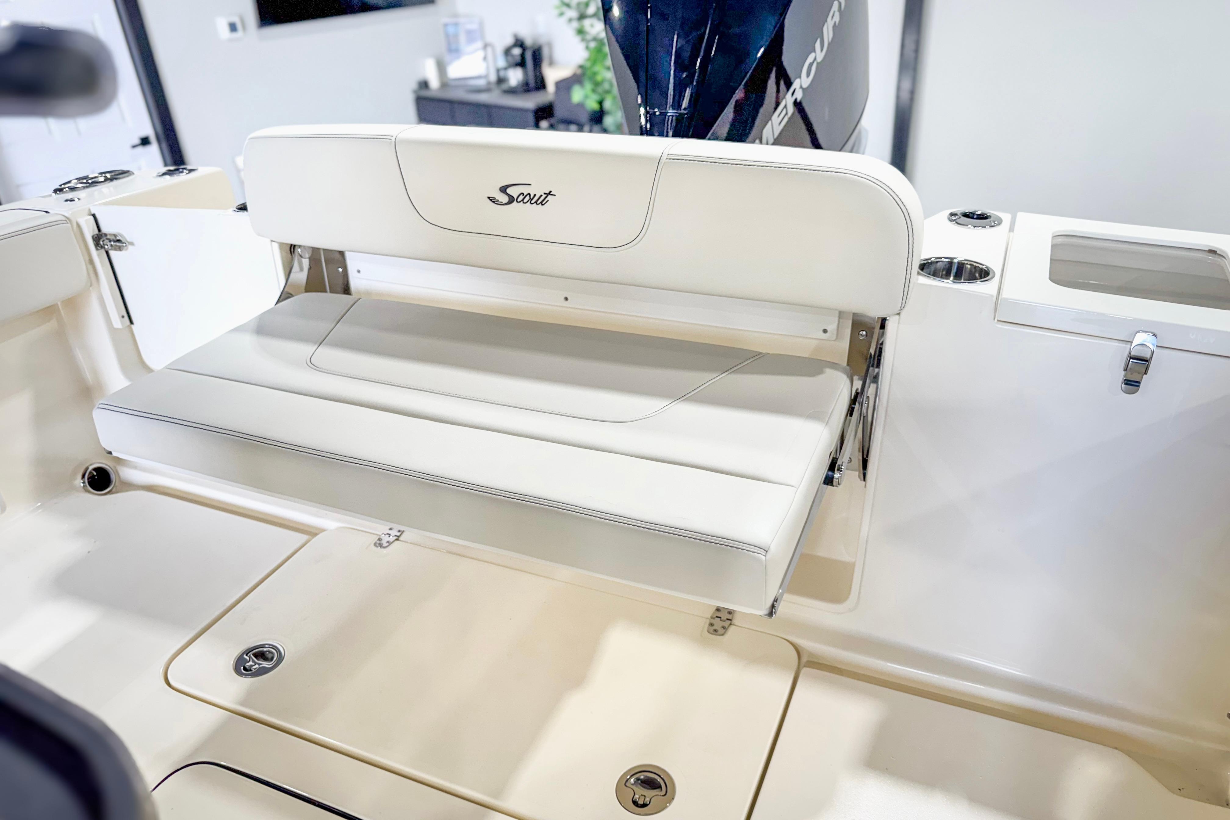 2026 Scout 240 XSF / Mercury 300 - Image 27