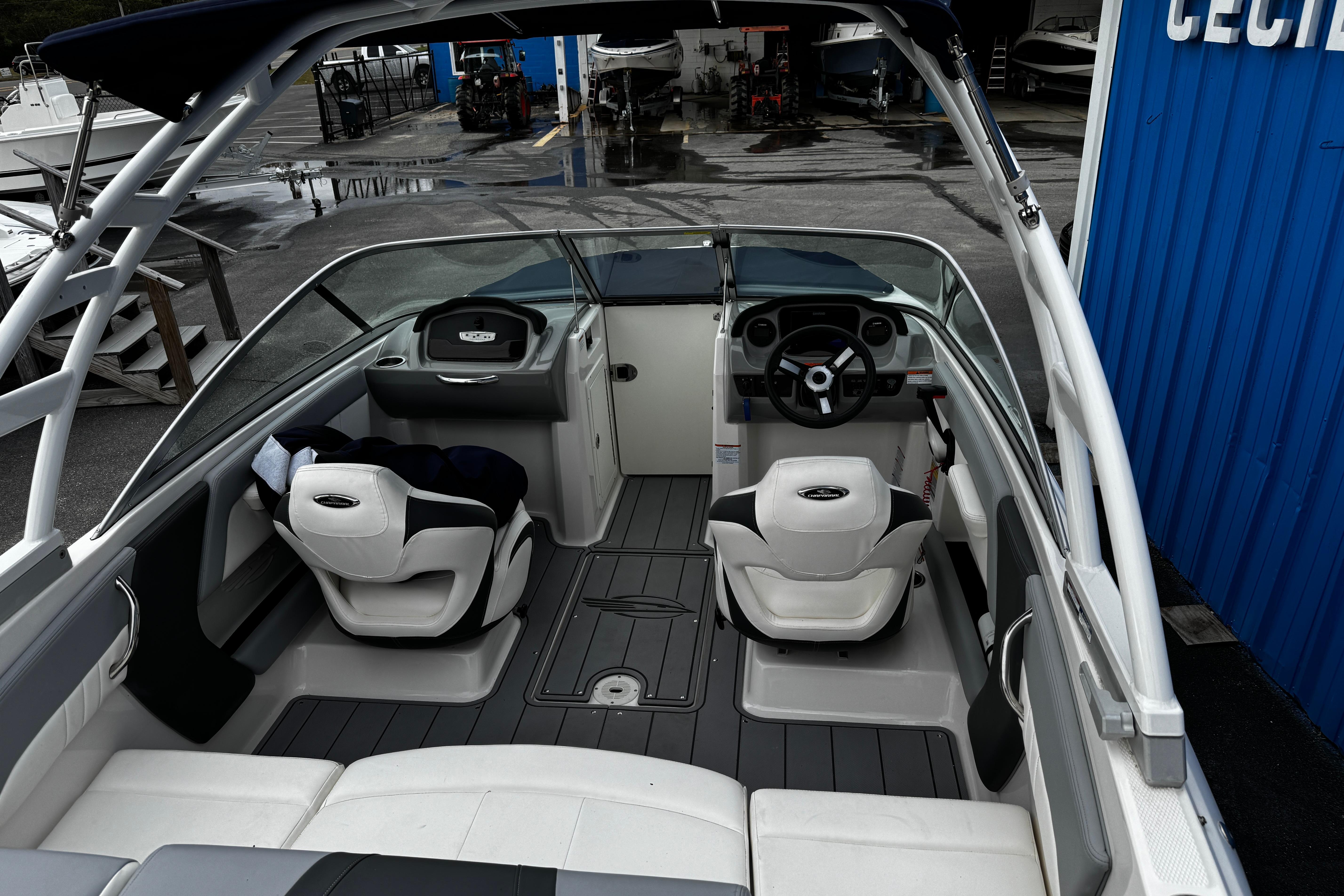 2023-chaparral-21-ssi-ob-power-10005869-20251106183108493-3