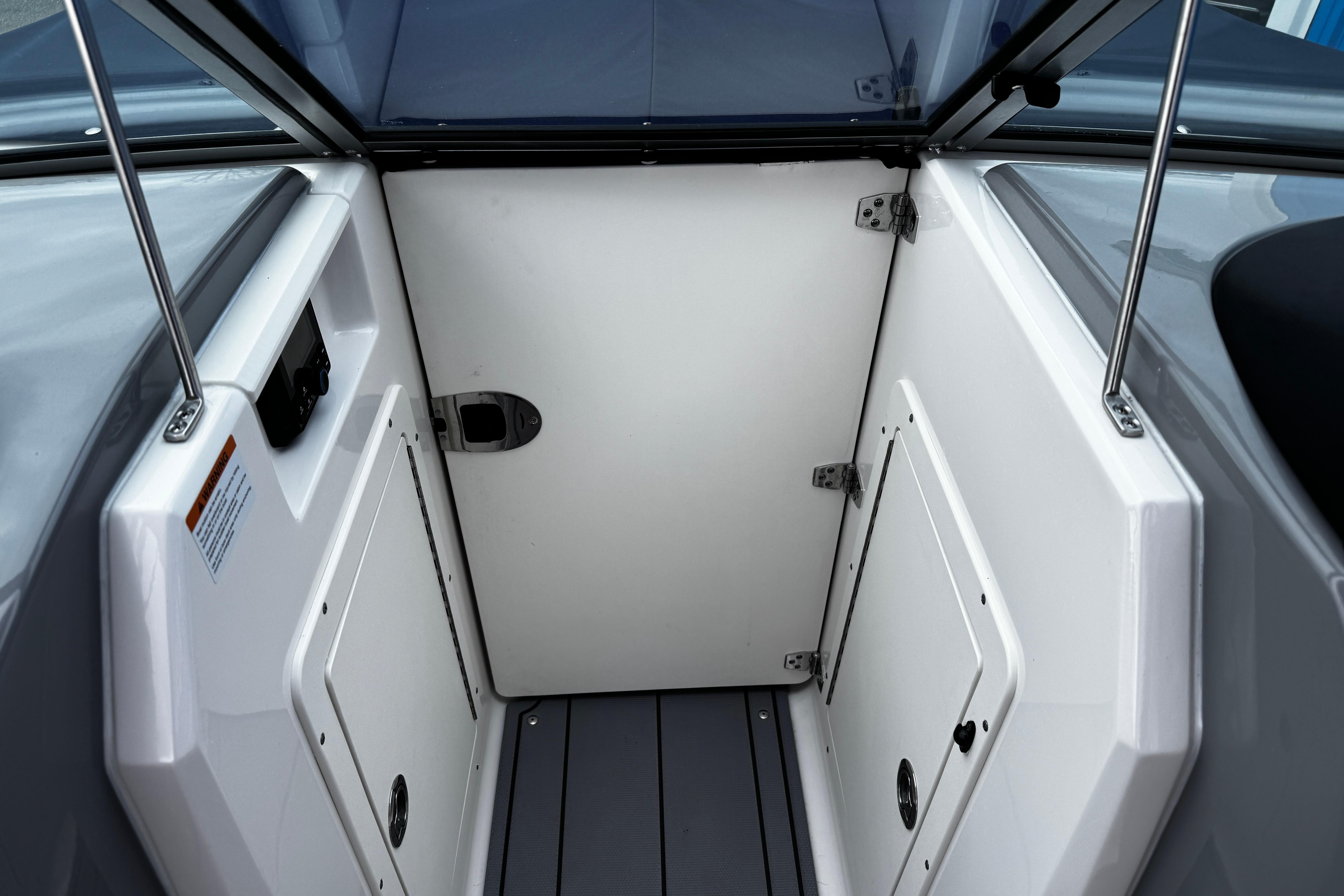 2023-chaparral-21-ssi-ob-power-10005869-20251106183109619-4