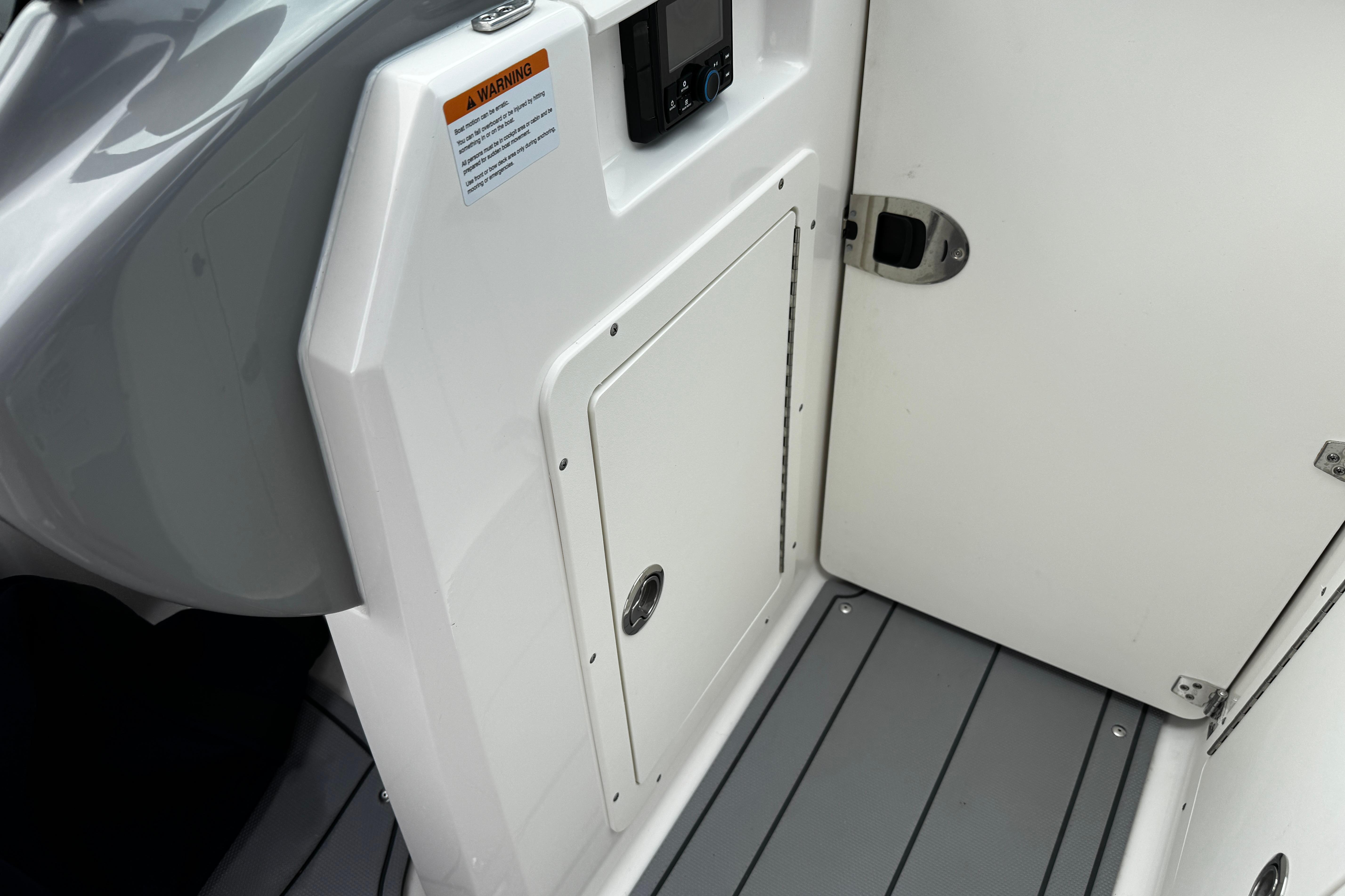 2023-chaparral-21-ssi-ob-power-10005869-20251106183113340-1