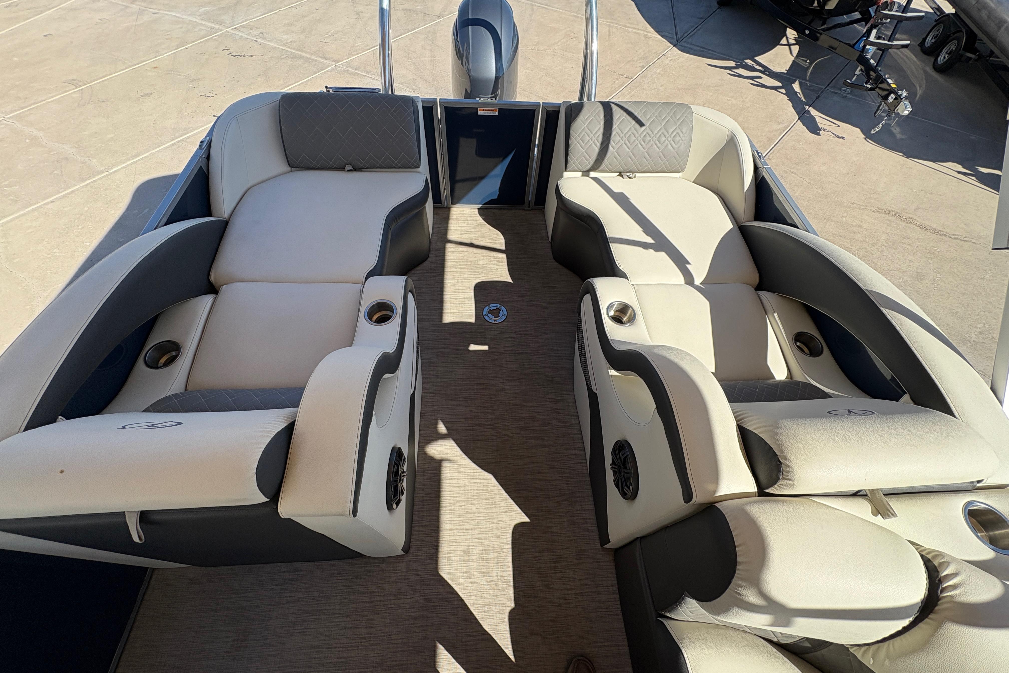 2017 Veranda Relax V2275RFL #TBJC0773 inventory image at Sun Country Marine Group, Lake Havasu City, AZ