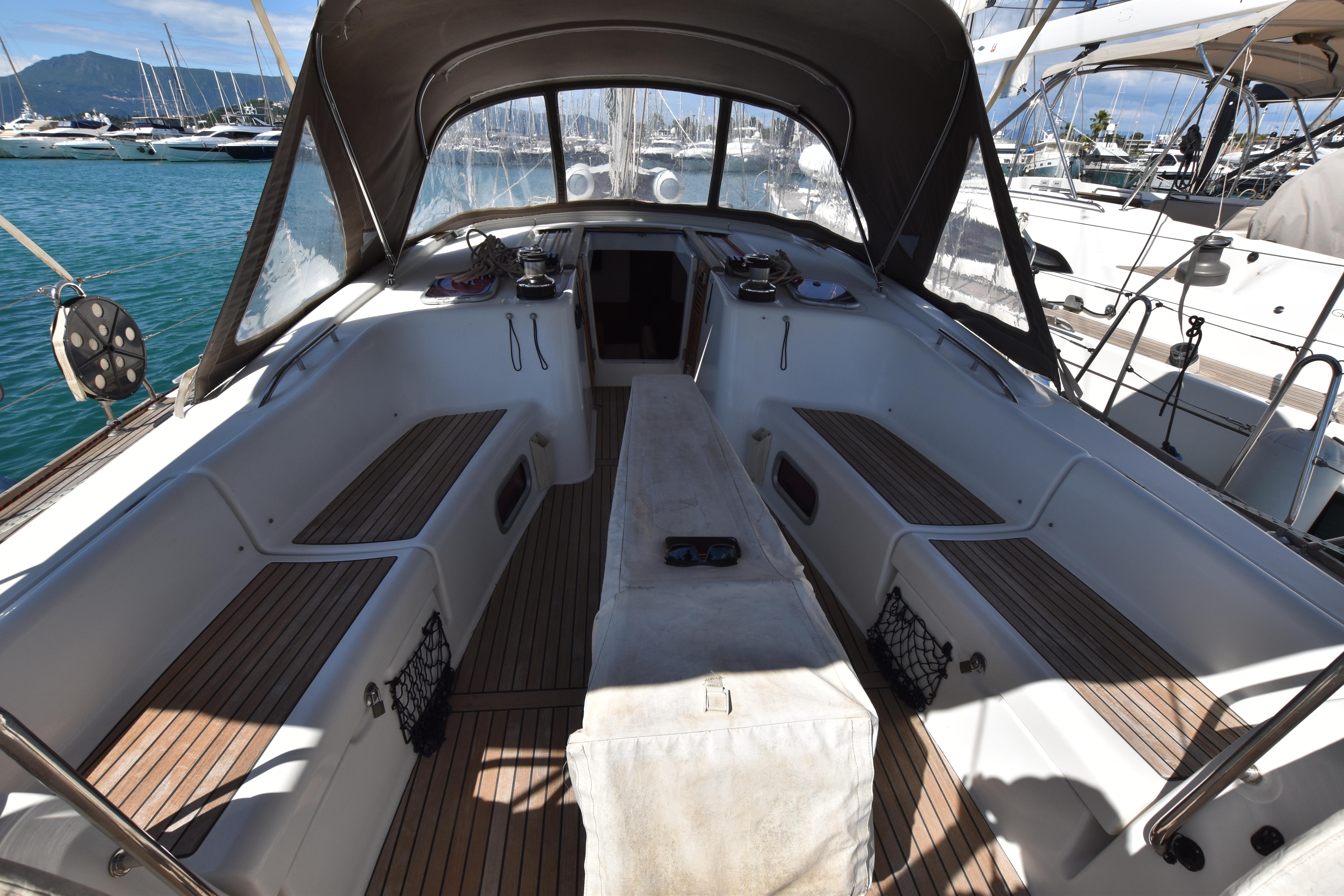 Yacht Photos Pics