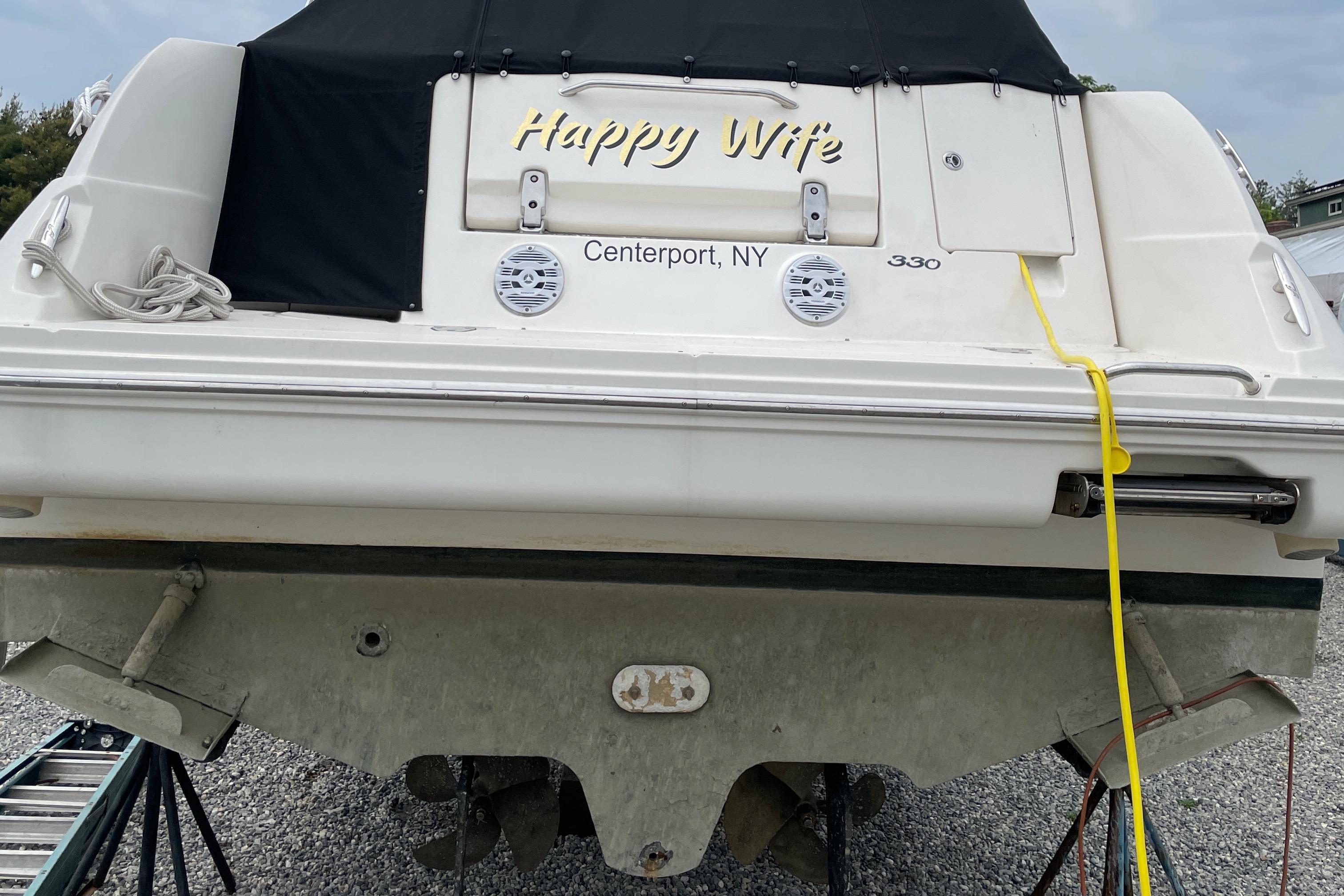 2008 Sea Ray 330 Sundancer boat named u0022Happy Wifeu0022 in Centerport, NY.
