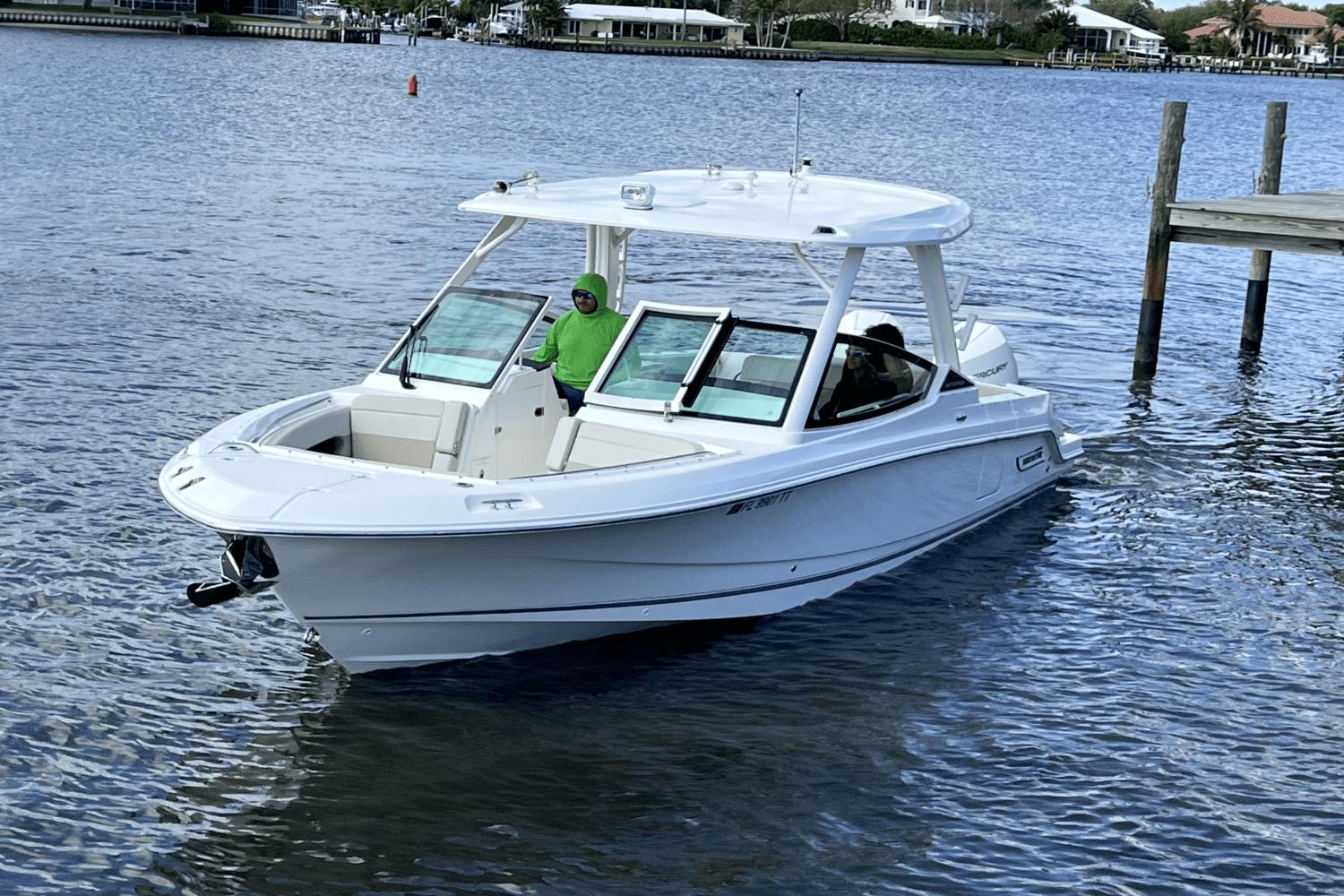 2024-boston-whaler-280-vantage-power-9685876-974380817-0-260220251131-186
