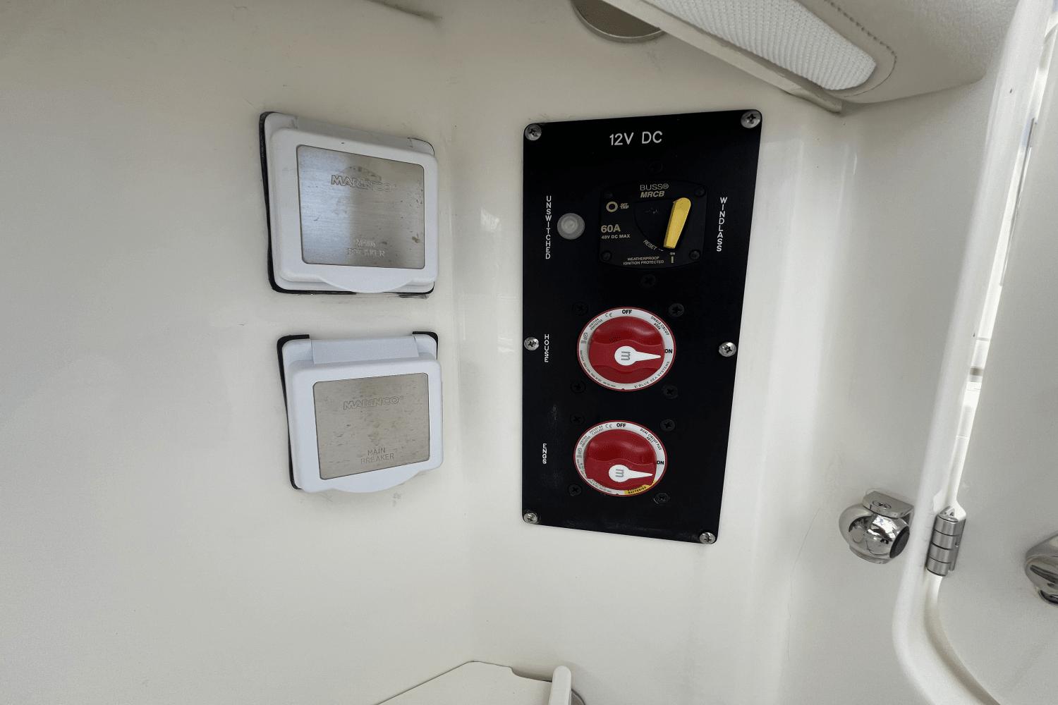 2024-boston-whaler-280-vantage-power-9685876-974380891-0-260220251129-83