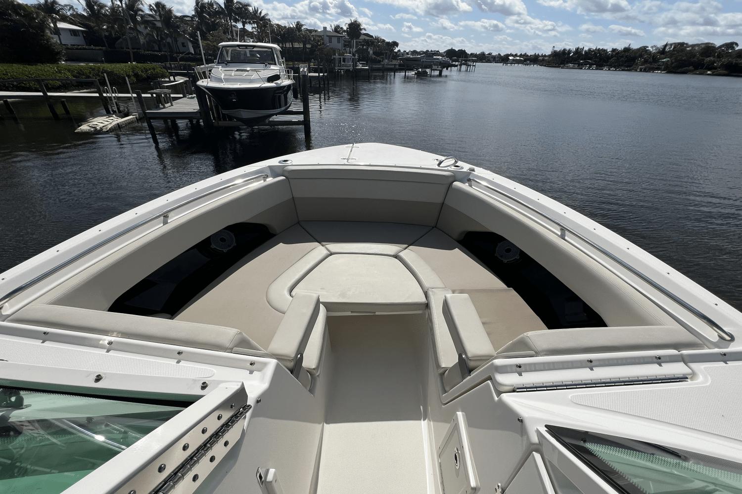 2024-boston-whaler-280-vantage-power-9685876-974380929-0-260220251128-14
