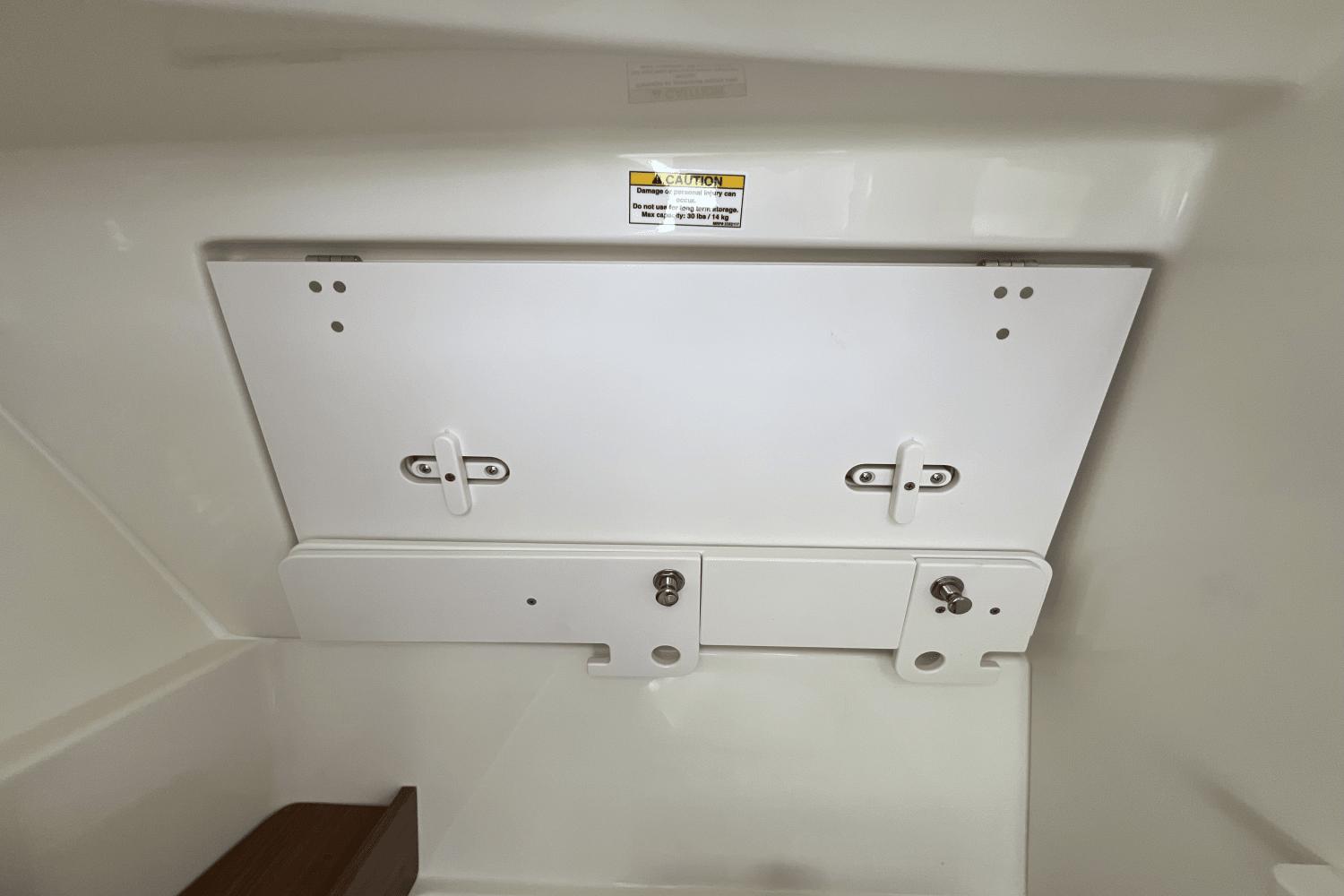 2024-boston-whaler-280-vantage-power-9685876-974380934-0-260220251128-47