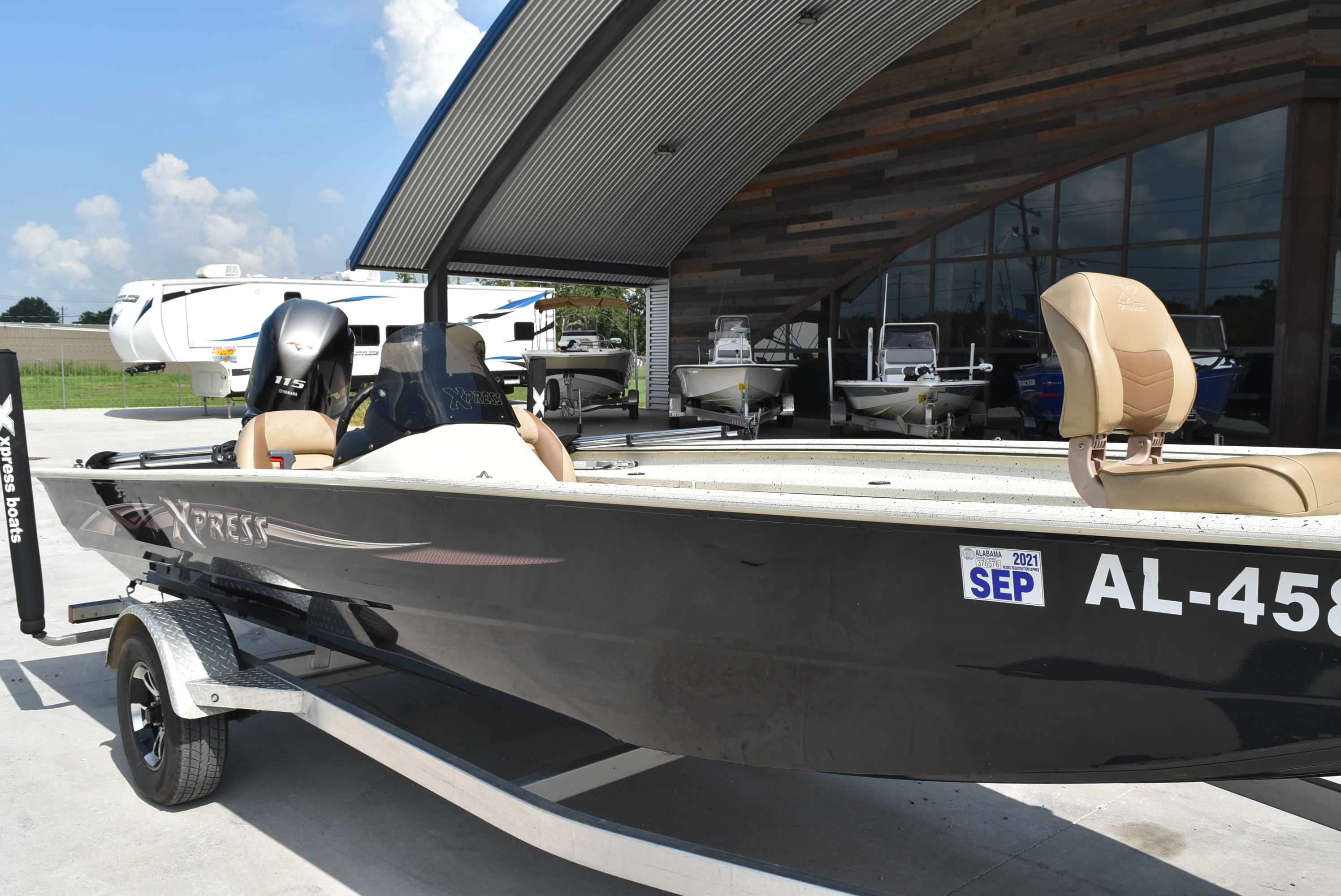 2020 Xpress boat for sale, model of the boat is 200Xp & Image # 6 of 8
