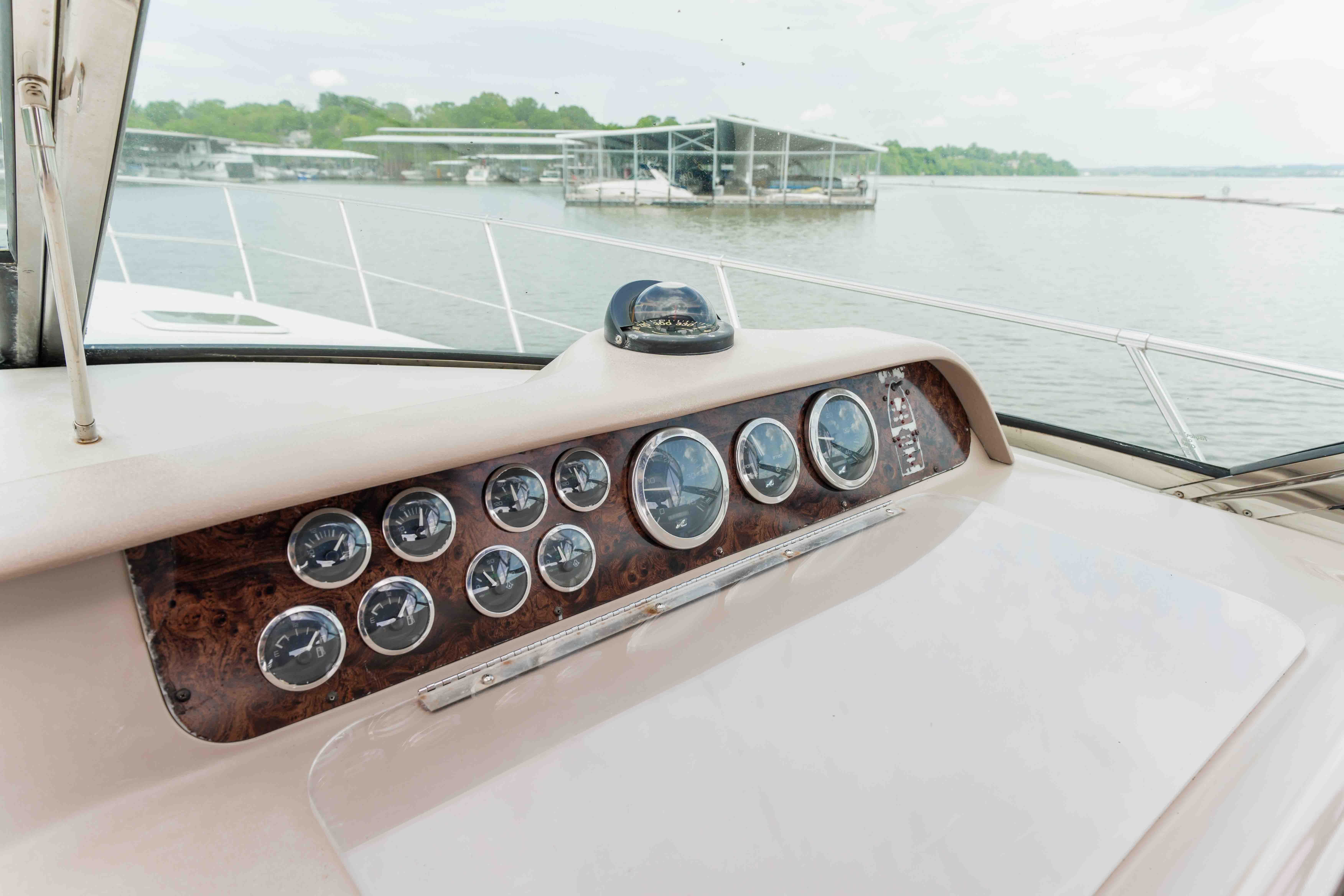 1998-sea-ray-sundancer-400-power-9785808-20250507123925613-1_XLARGE