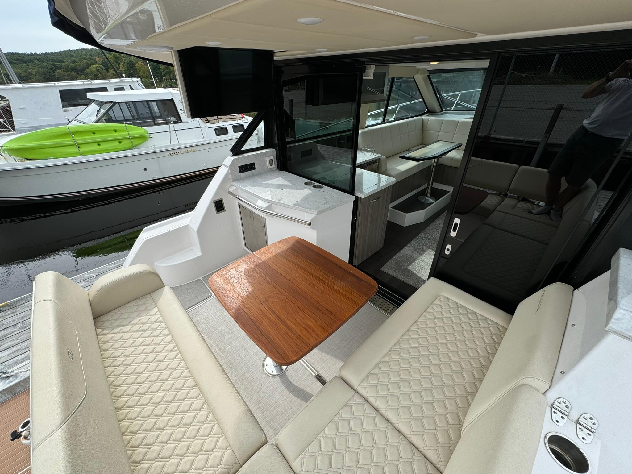 2020-regal-38-grande-coupe-power-9555808-20240920095736201-1_XLARGE